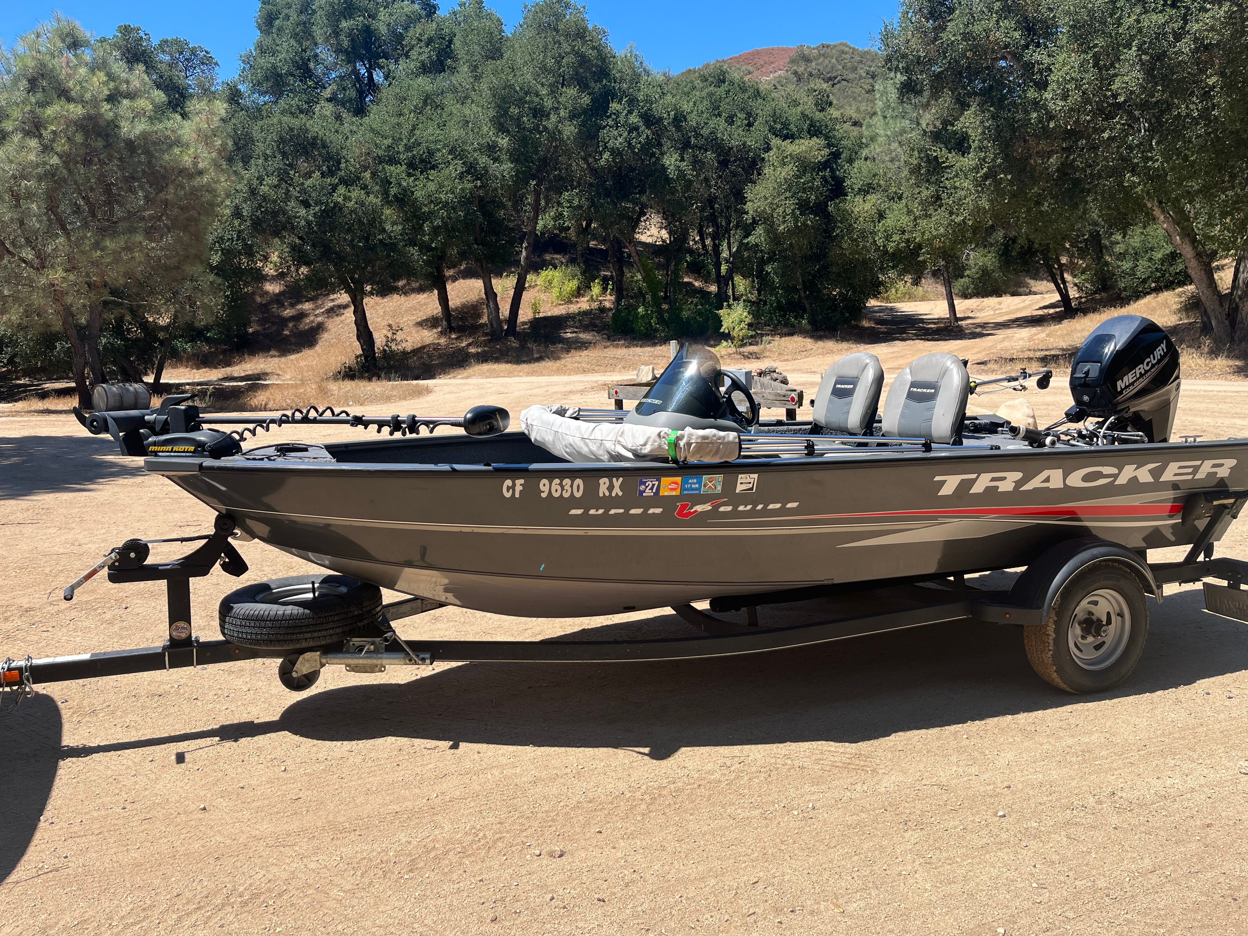 2017 Tracker SGV16 SC