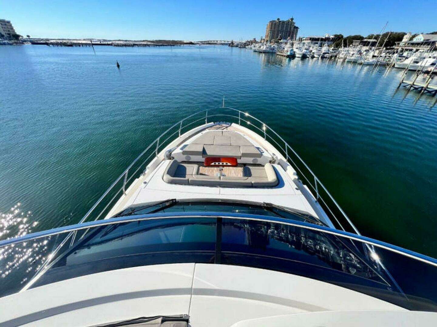 2020 Fairline Squadron - Image 2