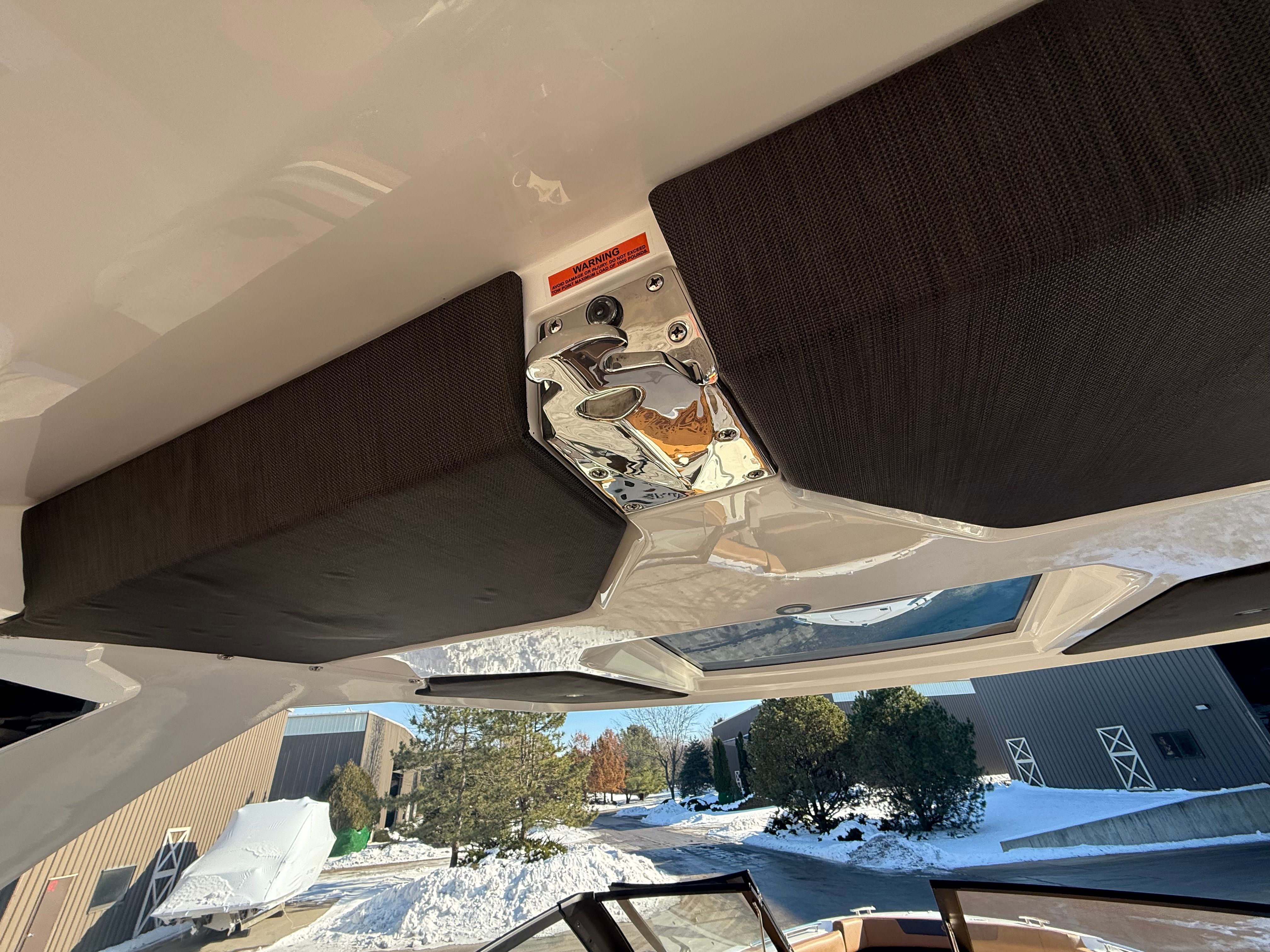 2026 Cobalt R31 Surf - 40
