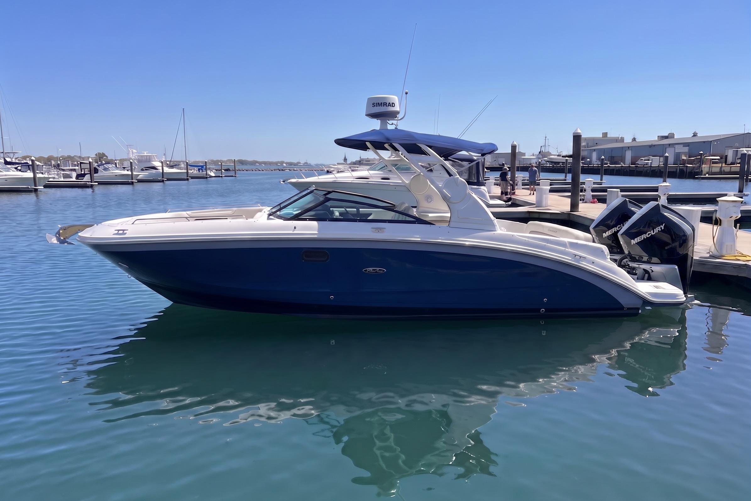 2018 Sea Ray SDX 290 Outboard