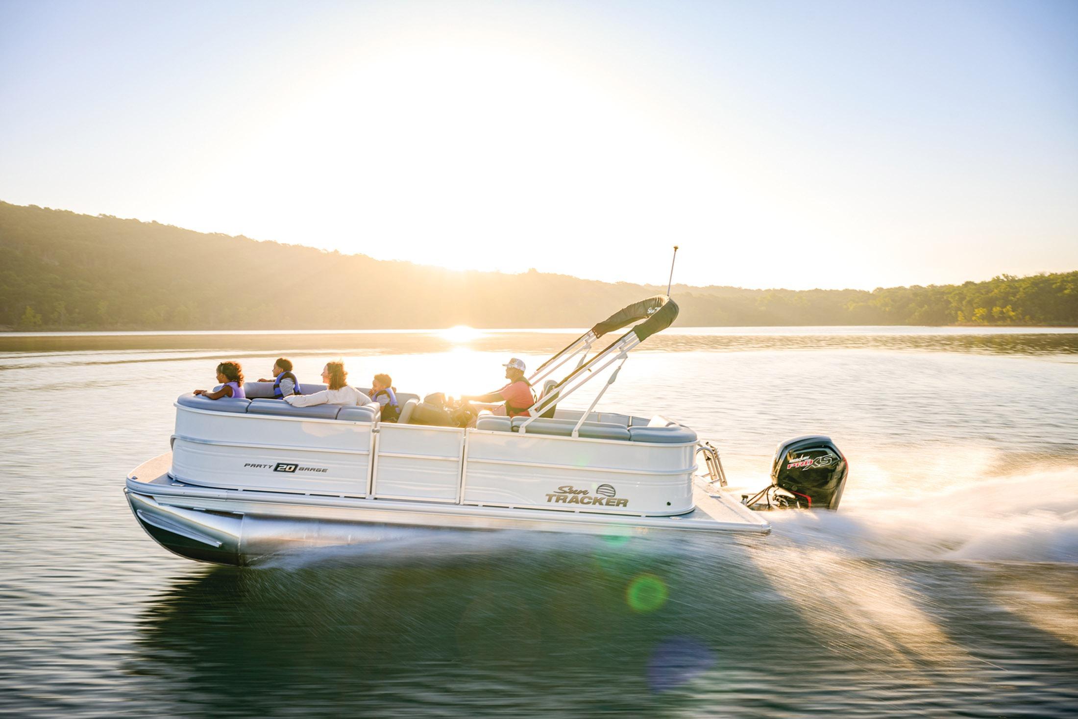 2026 Sun Tracker Party Barge 20 DLX - 7