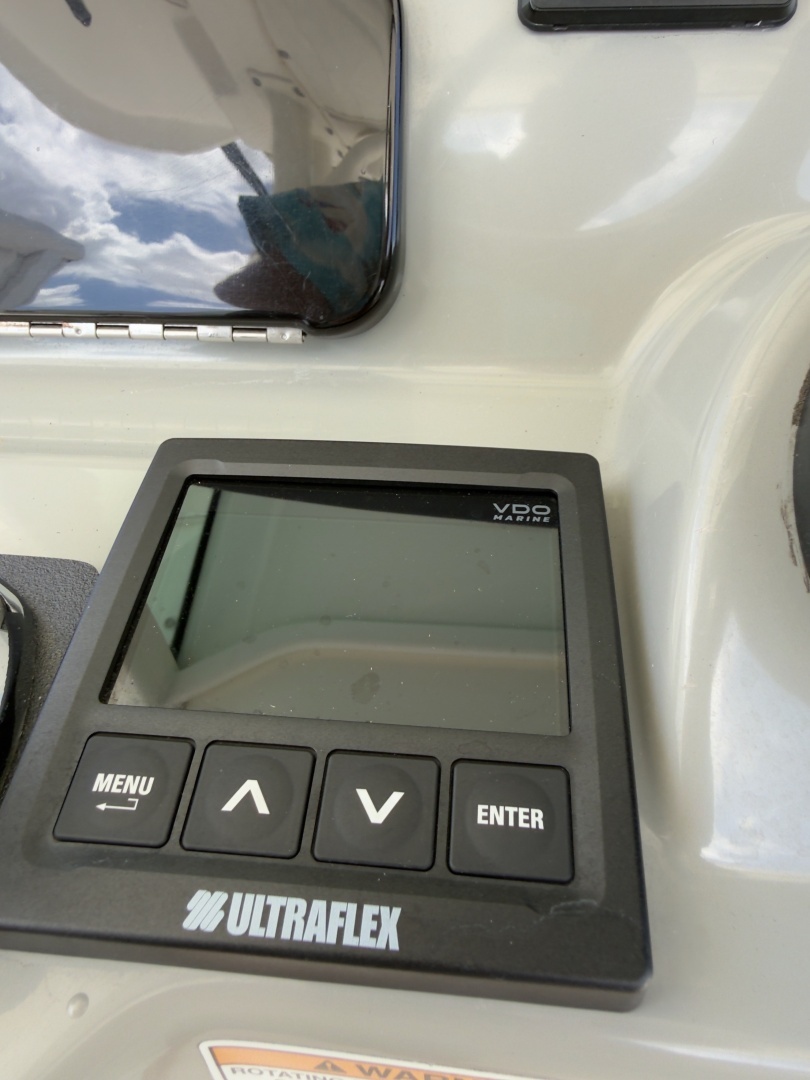 2016 Boston Whaler 350 Outrage - Image 41