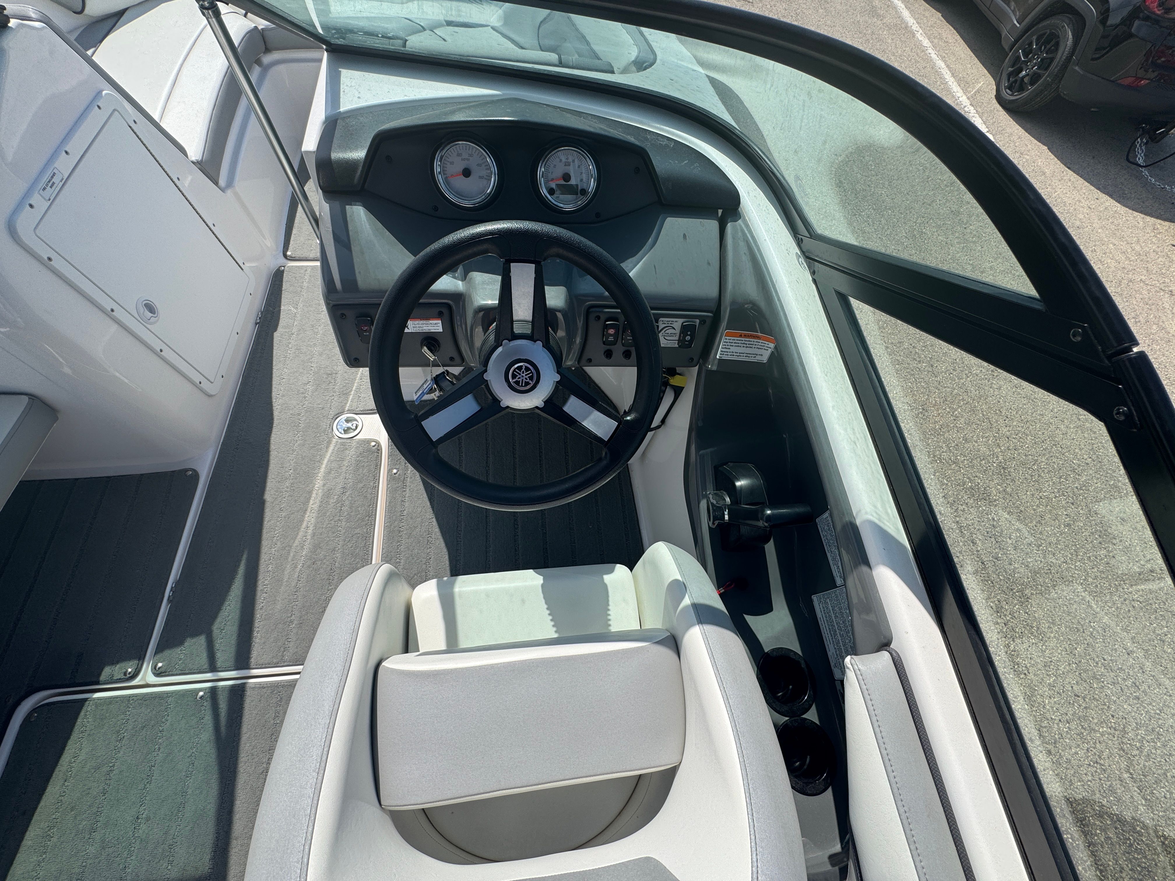 2018 Yamaha Boats AR190 - 6