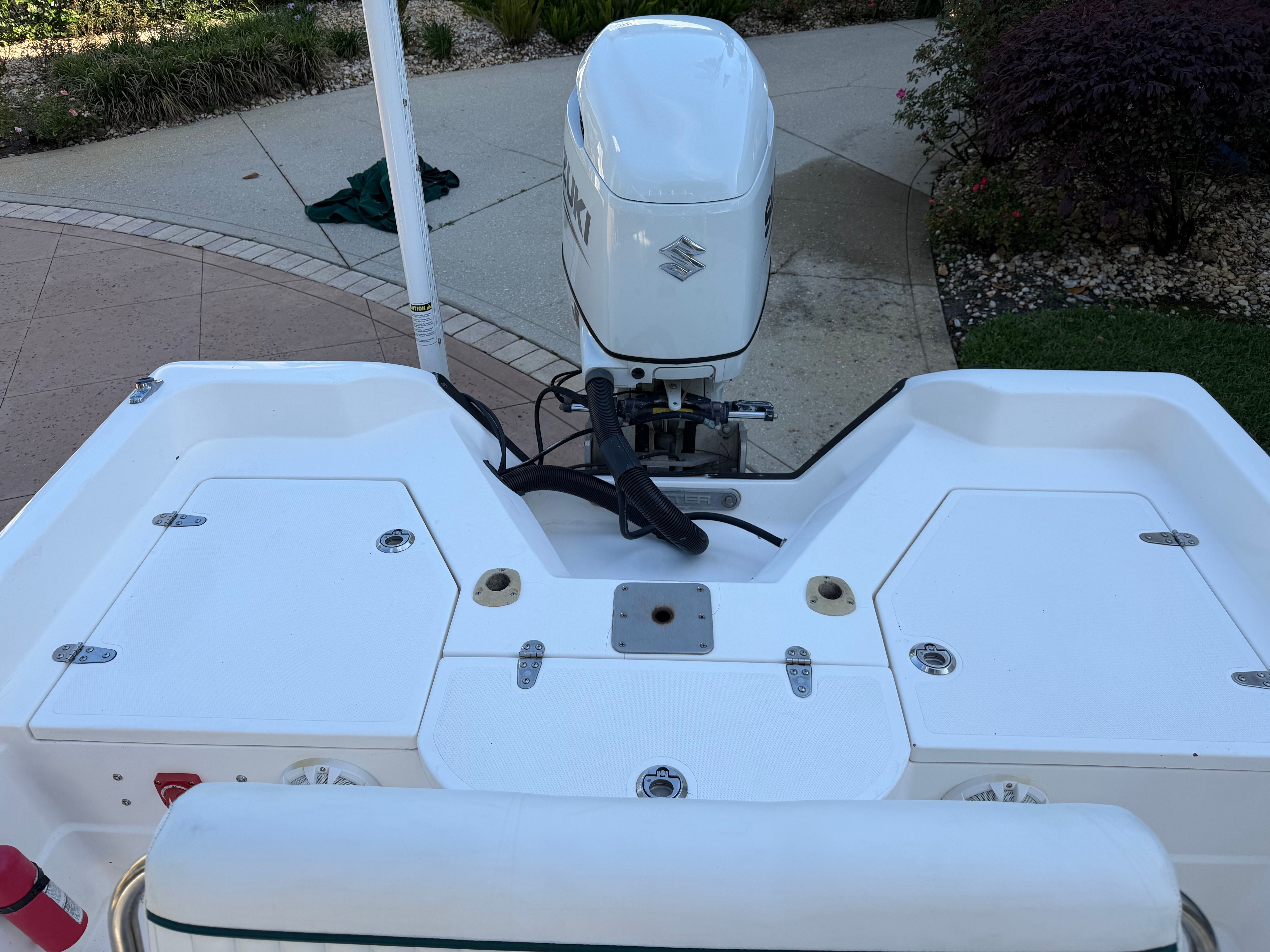 1999 Skeeter ZX2200 boat with Suzuki outboard motor.