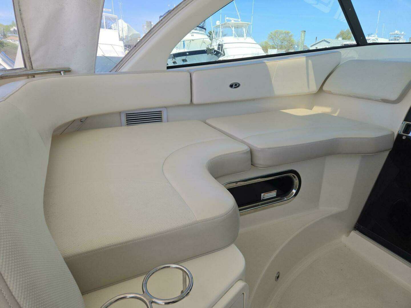 2013 Pursuit 345 Offshore - Image 15