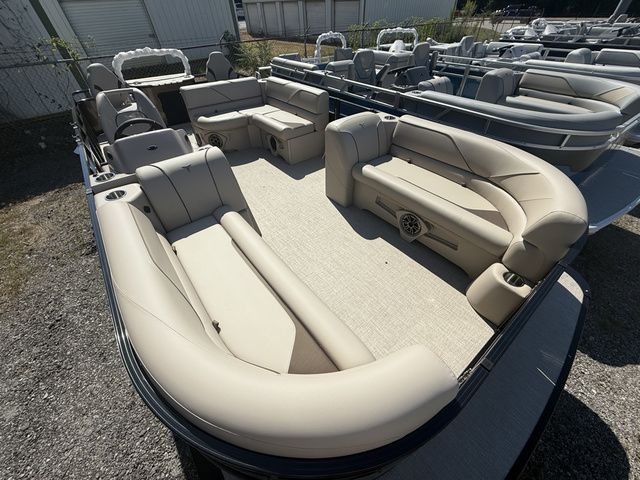 2026 Tahoe Sport 85 - 21 Rear Fish - 10