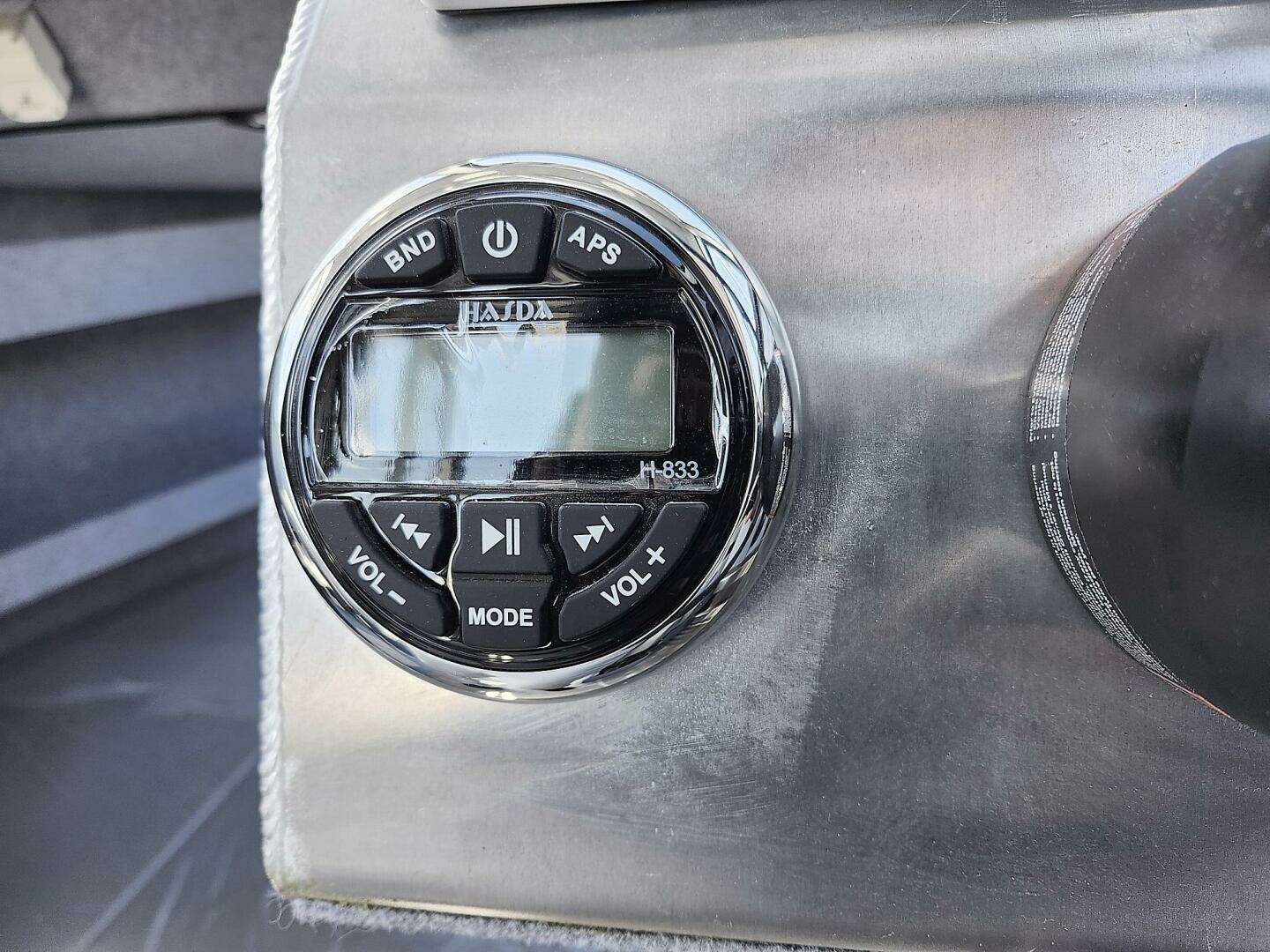 2024 Aluminum Cruiser Profisher 750 - Image 43