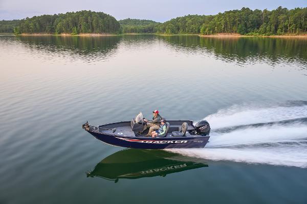 2026 Tracker Pro Guide V-16 SC - 54