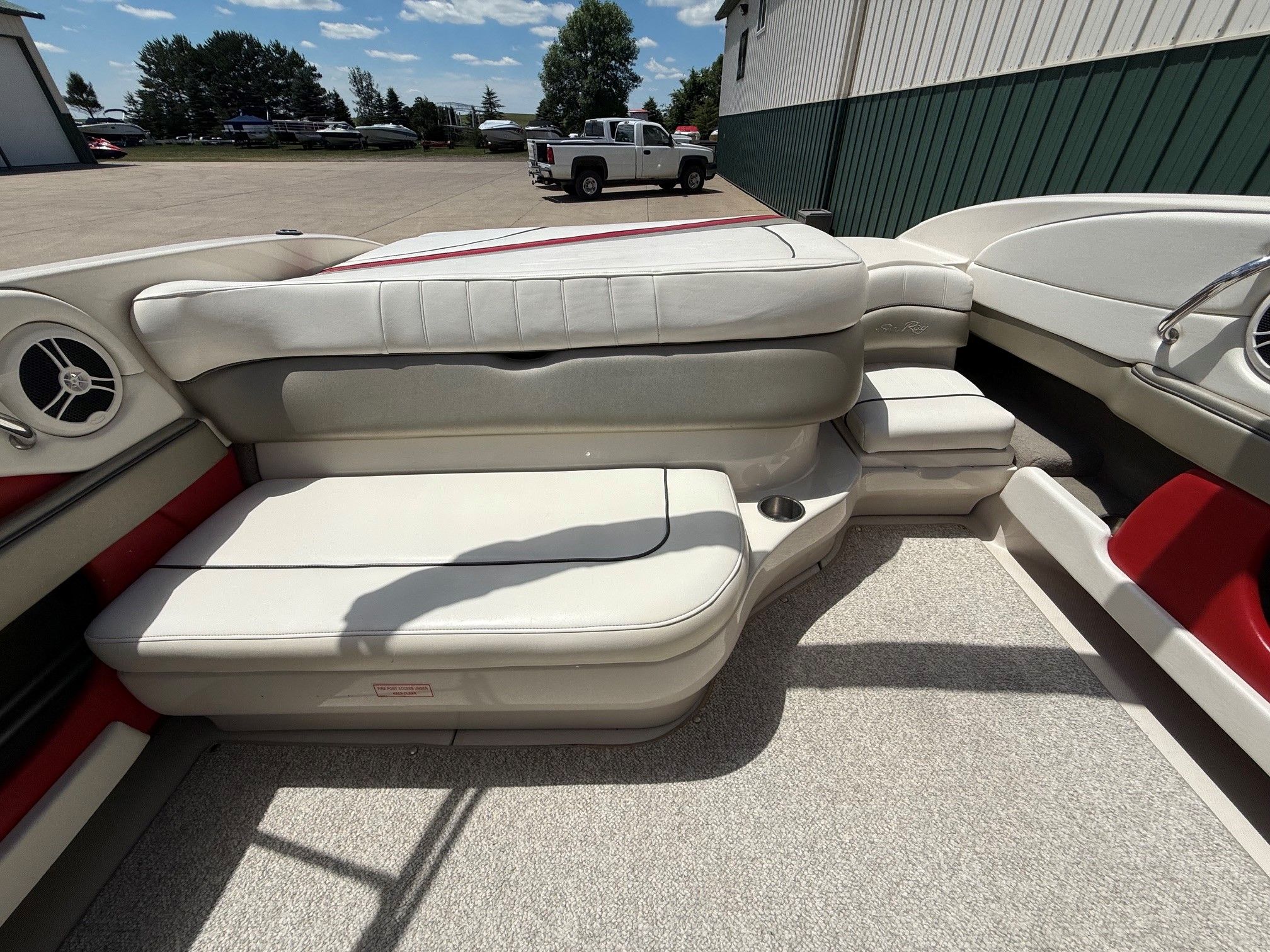 2007 Sea Ray 220 Select - 29