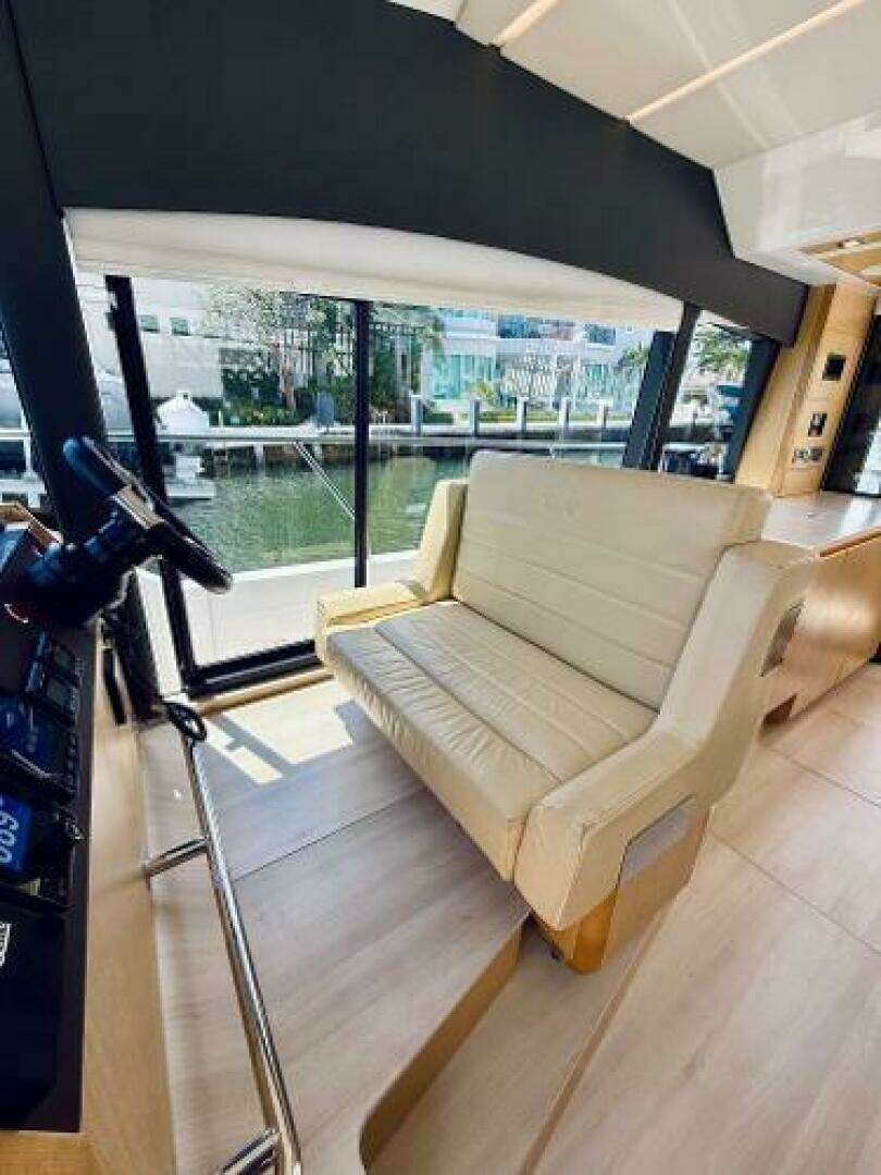 2019 Sealine F430 - Image 40