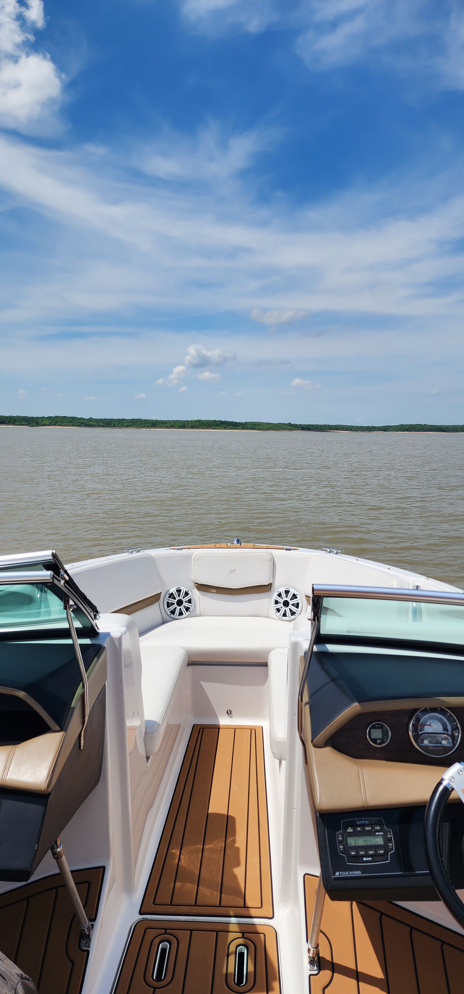 2016 Four Winns H230 - 2