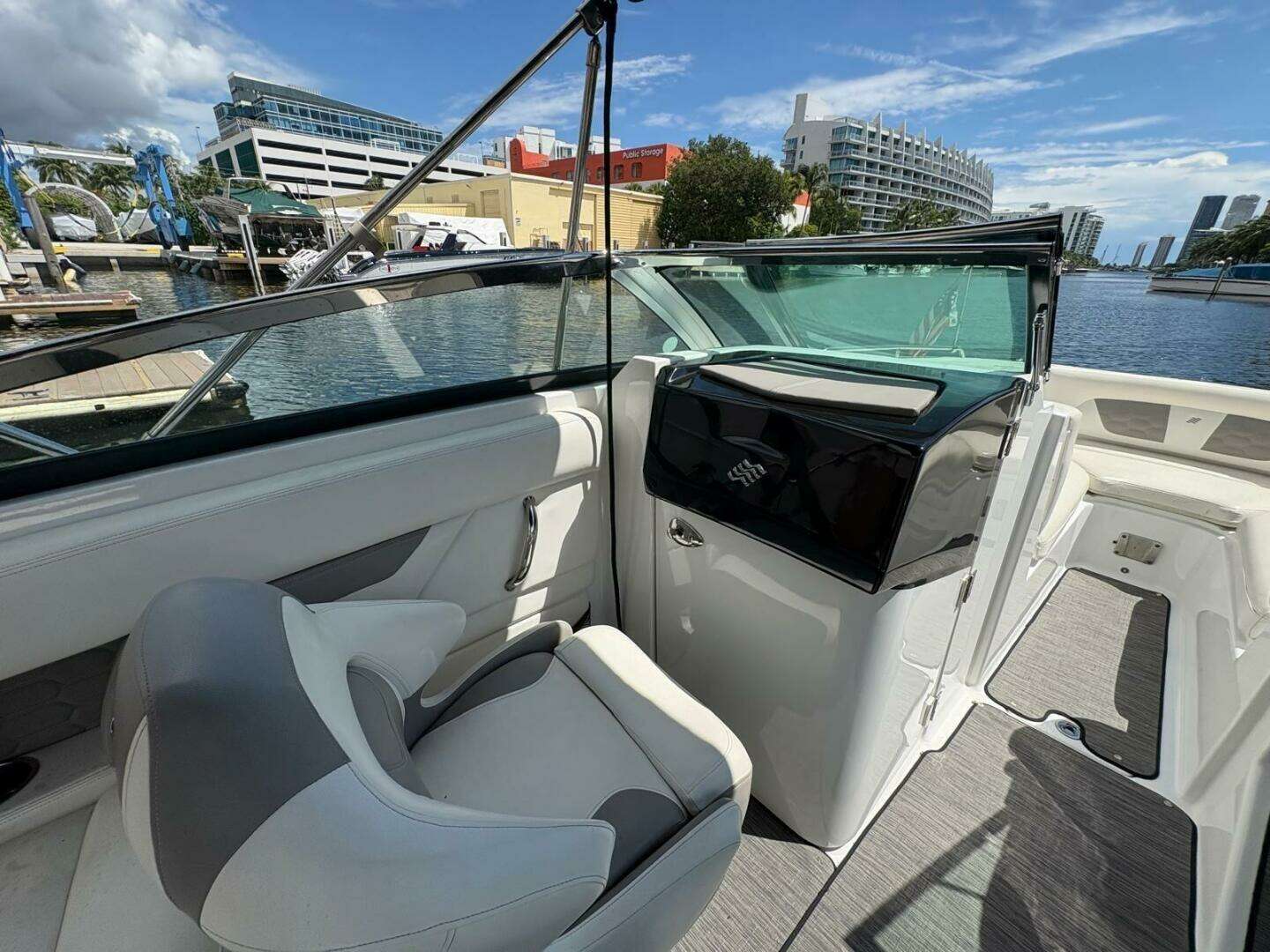 2020 Four Winns HD 240 OB - Image 7