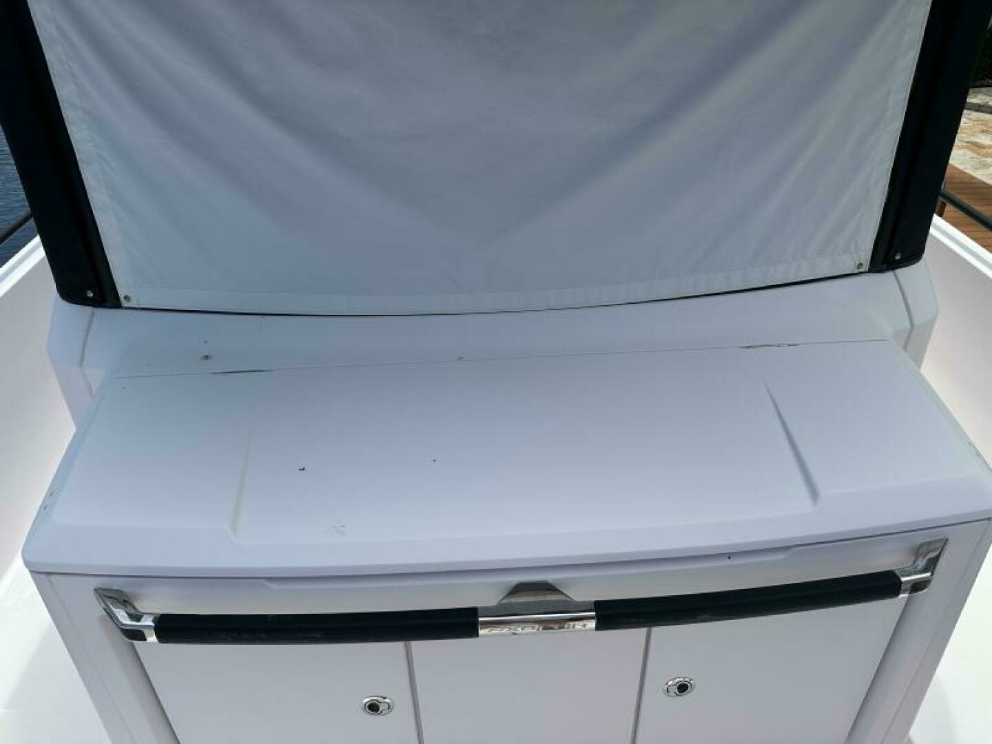 2021 Axopar 37 XC Cross Cabin Brabus - Image 11
