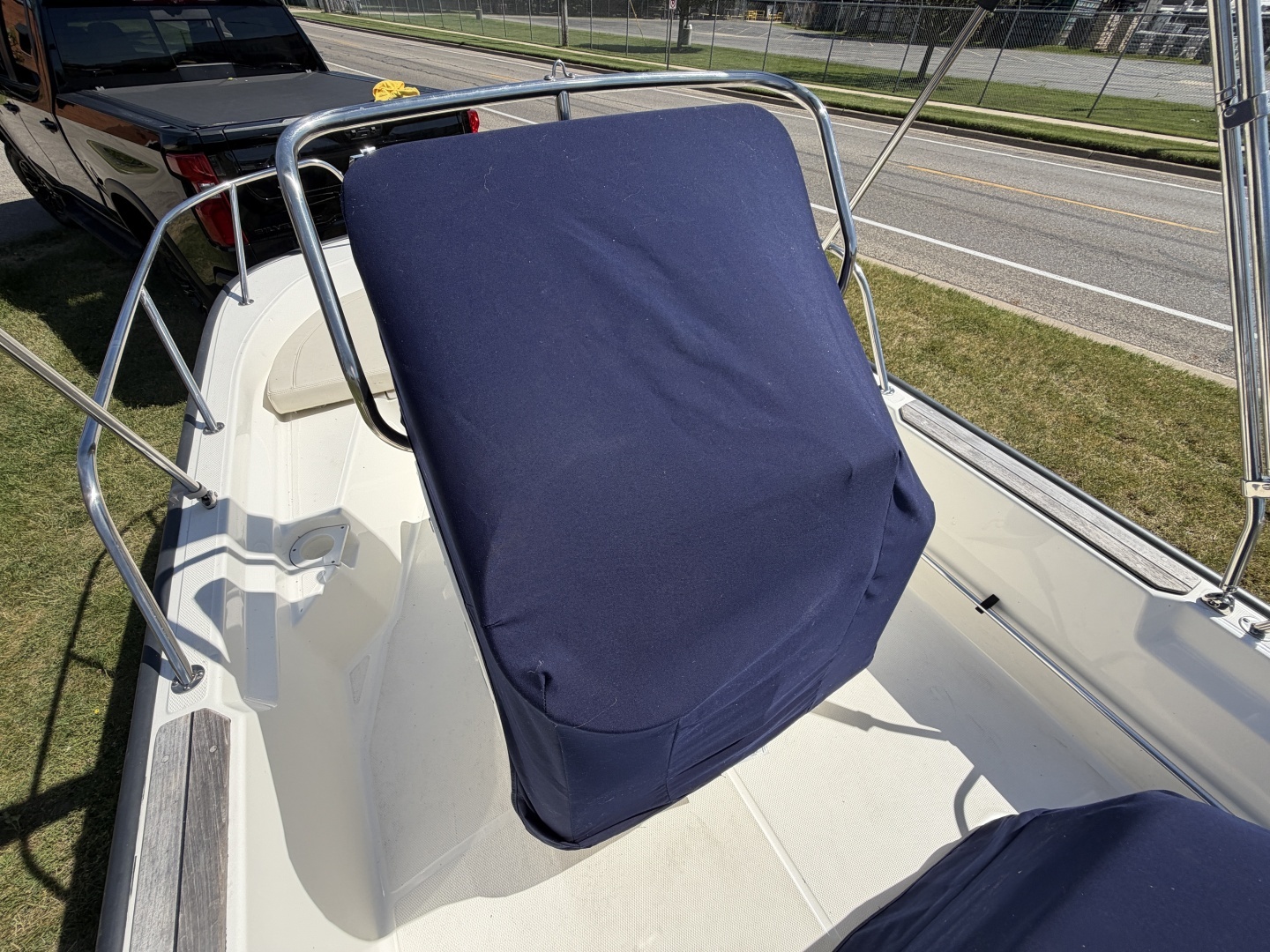 2023 Boston Whaler 150 Montauk - Image 17