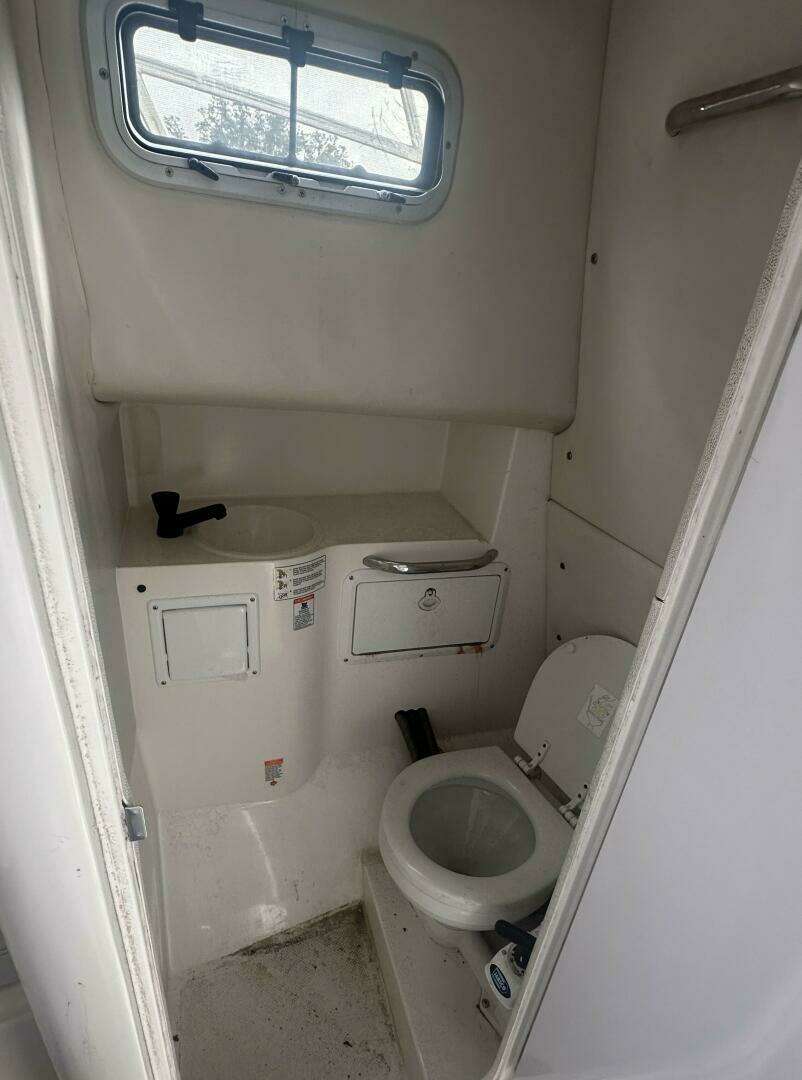 2003 True World Marine TE 288 - Image 14