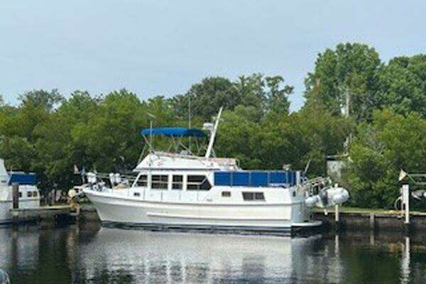 1984 Golden Star Trawler