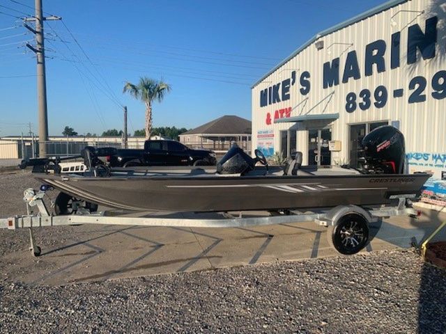 2023 Crestliner CFX18