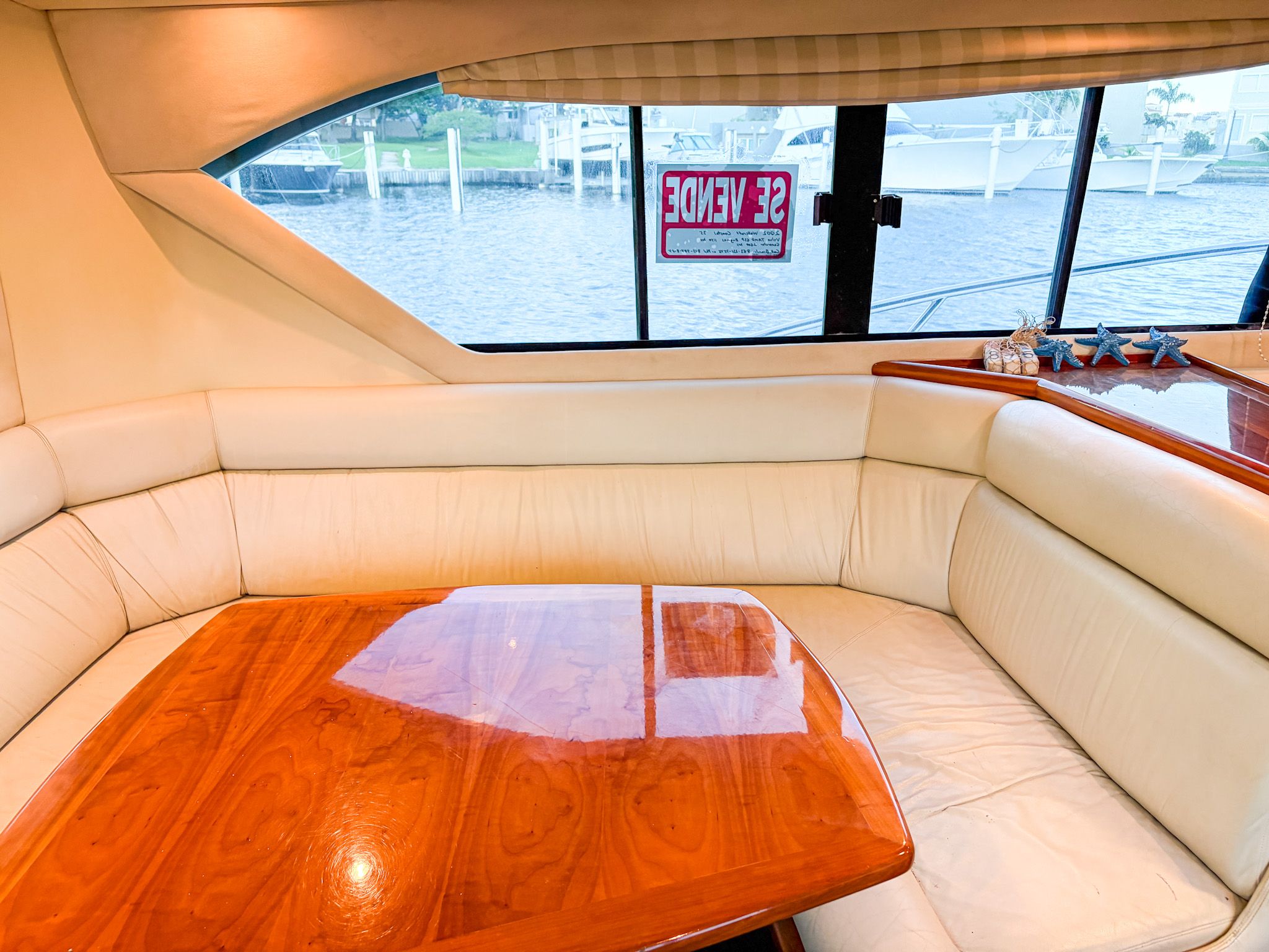 2002 Wellcraft 350 Coastal - 10