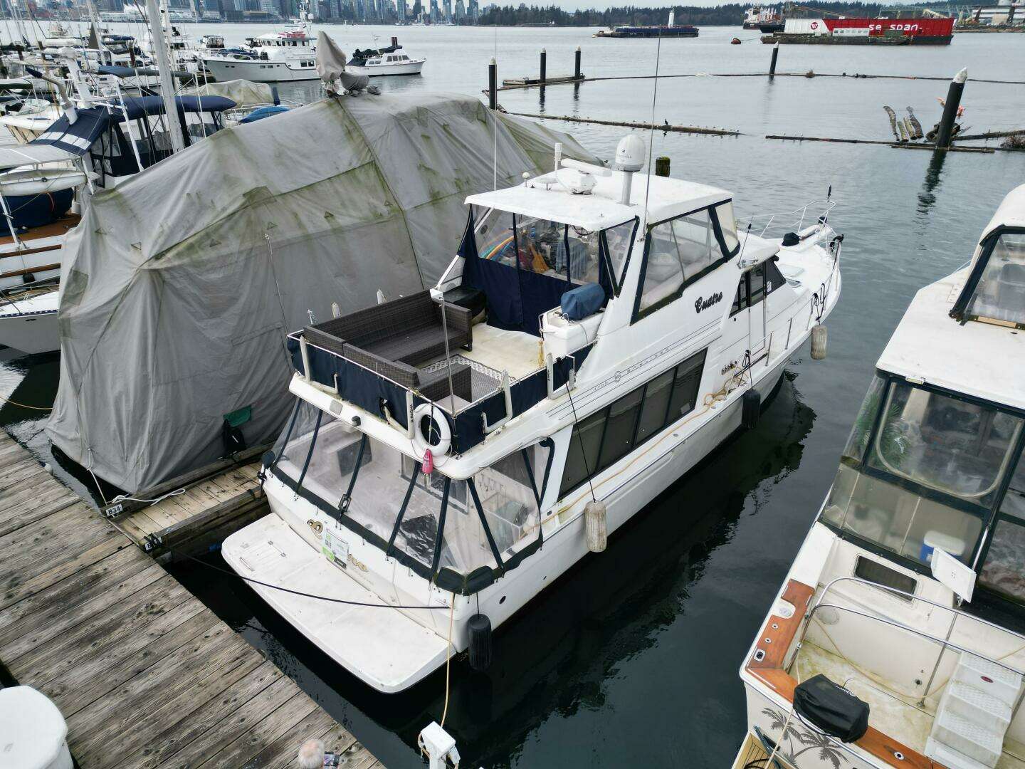 1998 Bayliner 4788 - Image 4