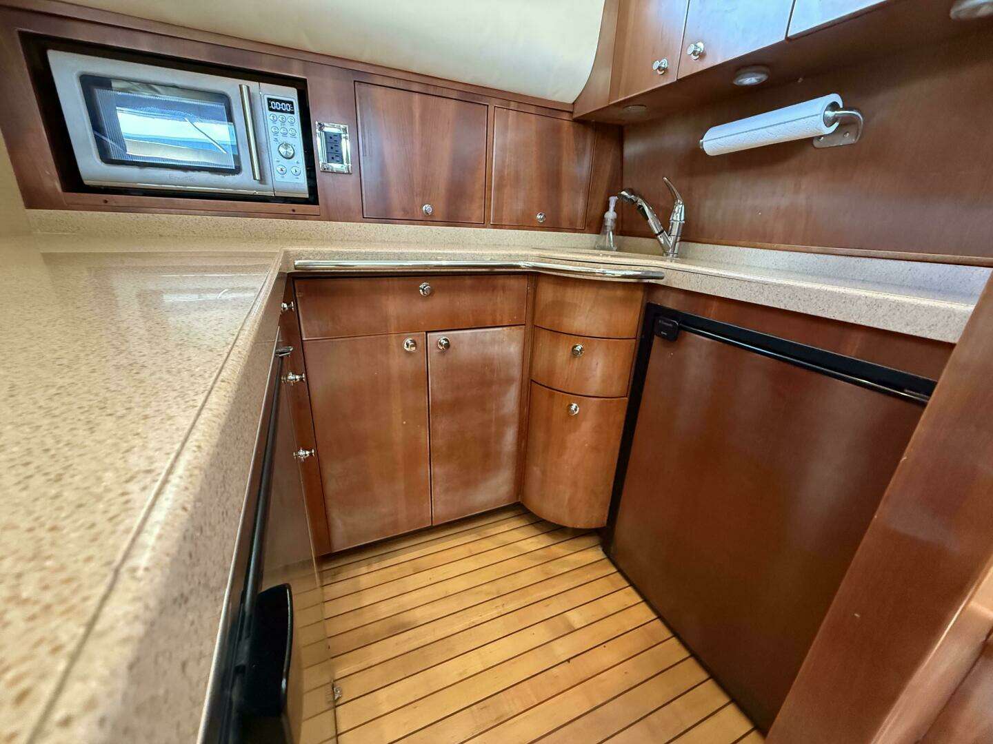 2007 Chris-Craft Roamer 40 - Image 14
