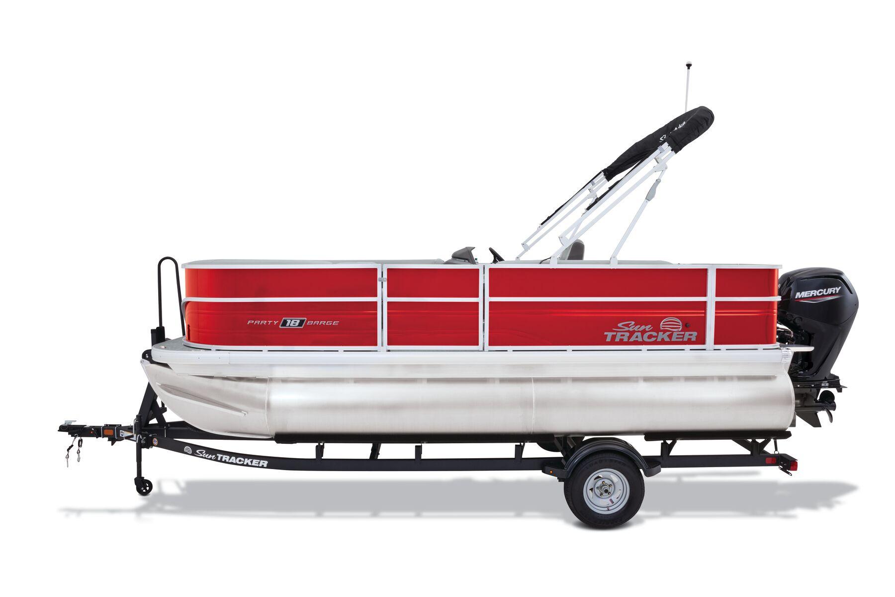 2026 Sun Tracker Party Barge 18 DLX - 23