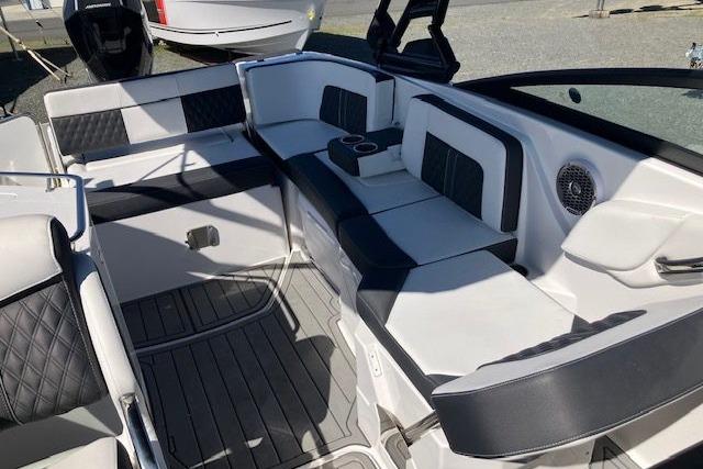 2024 Monterey M-65 boat interior with sleek seating and modern design.