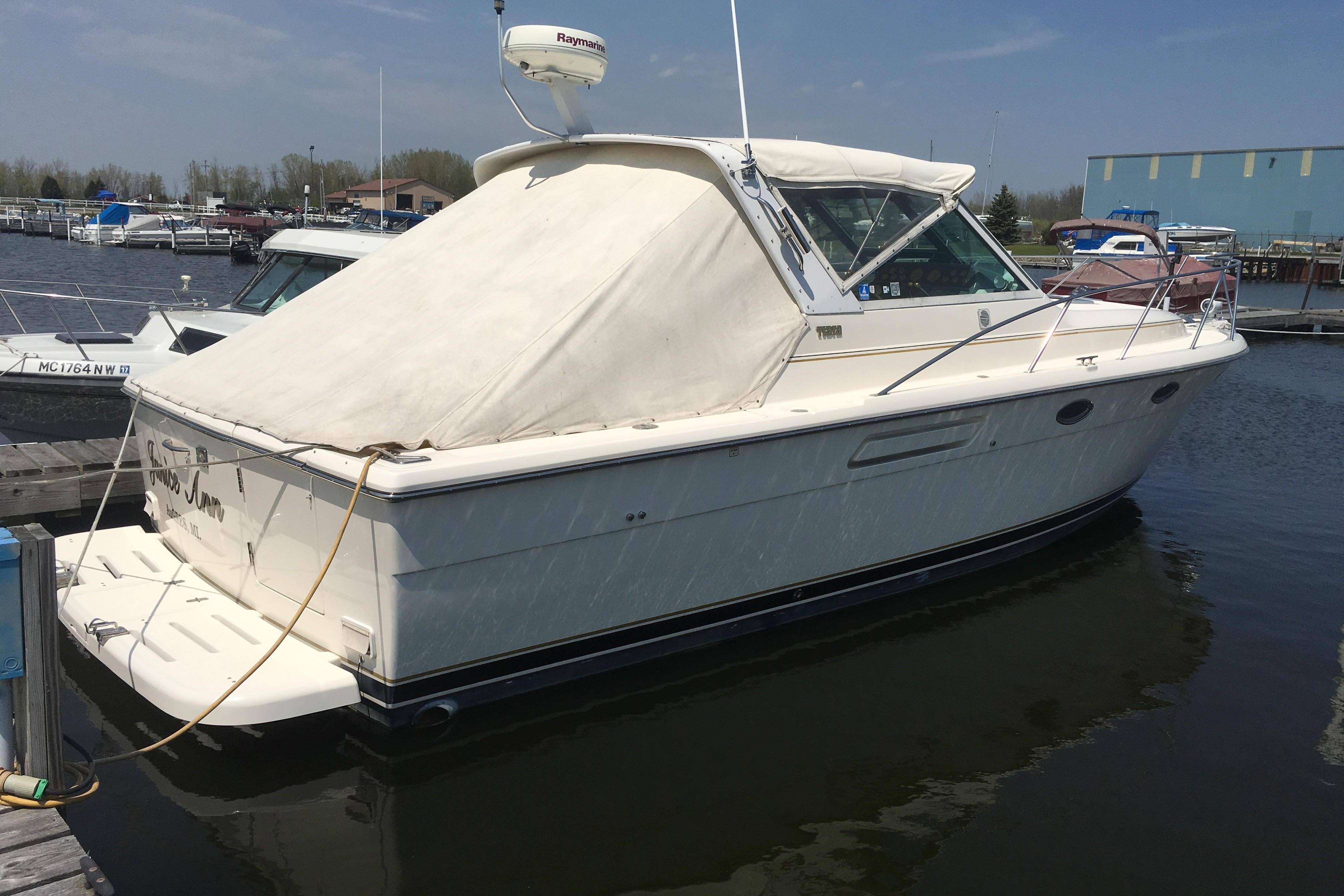 1993 Tiara Yachts 3100 Open