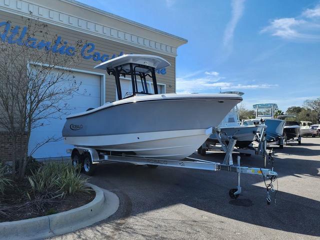 2025 Robalo R232 Explorer - 4