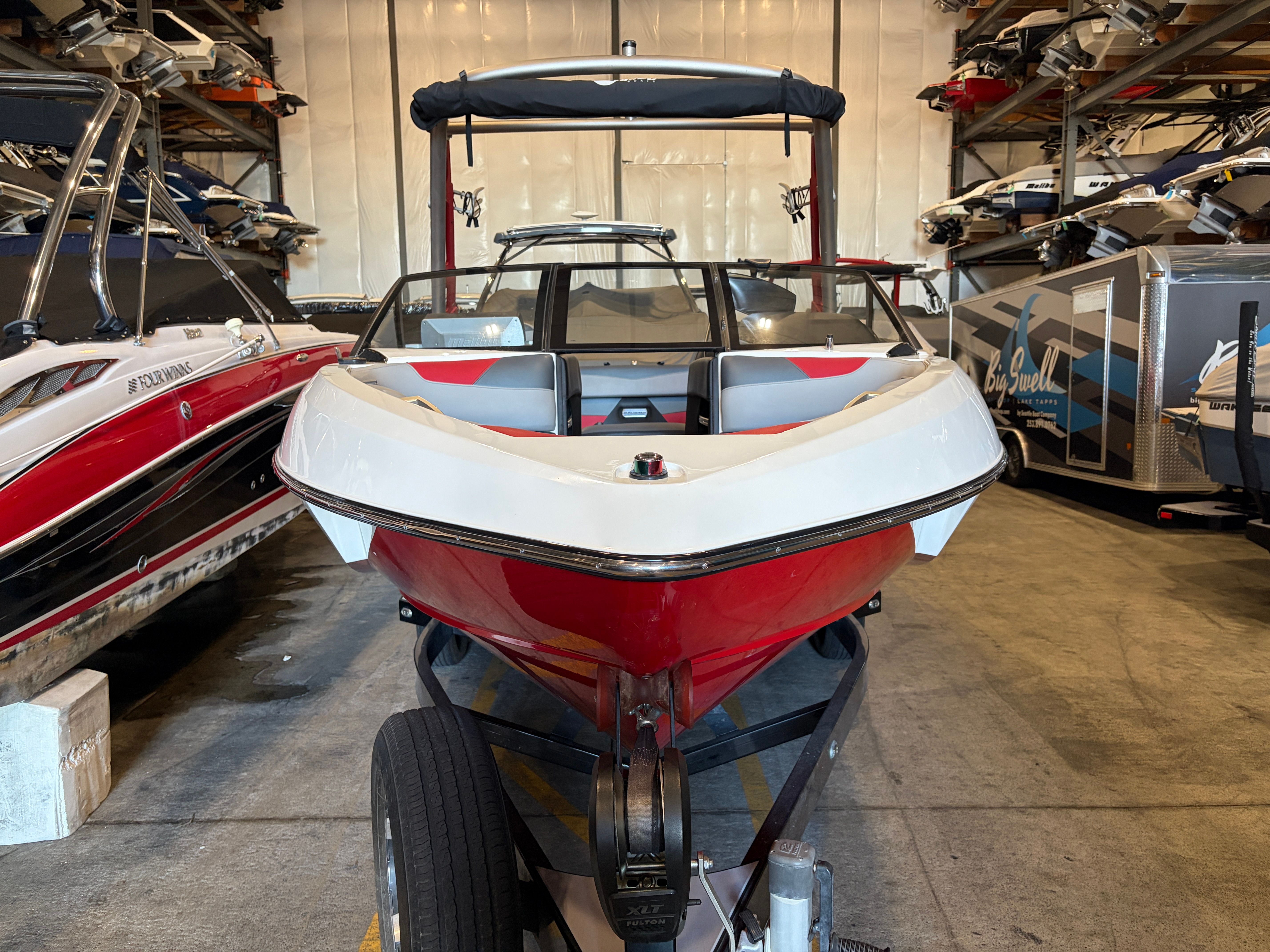 2017 Malibu Wakesetter 22 VLX - 4