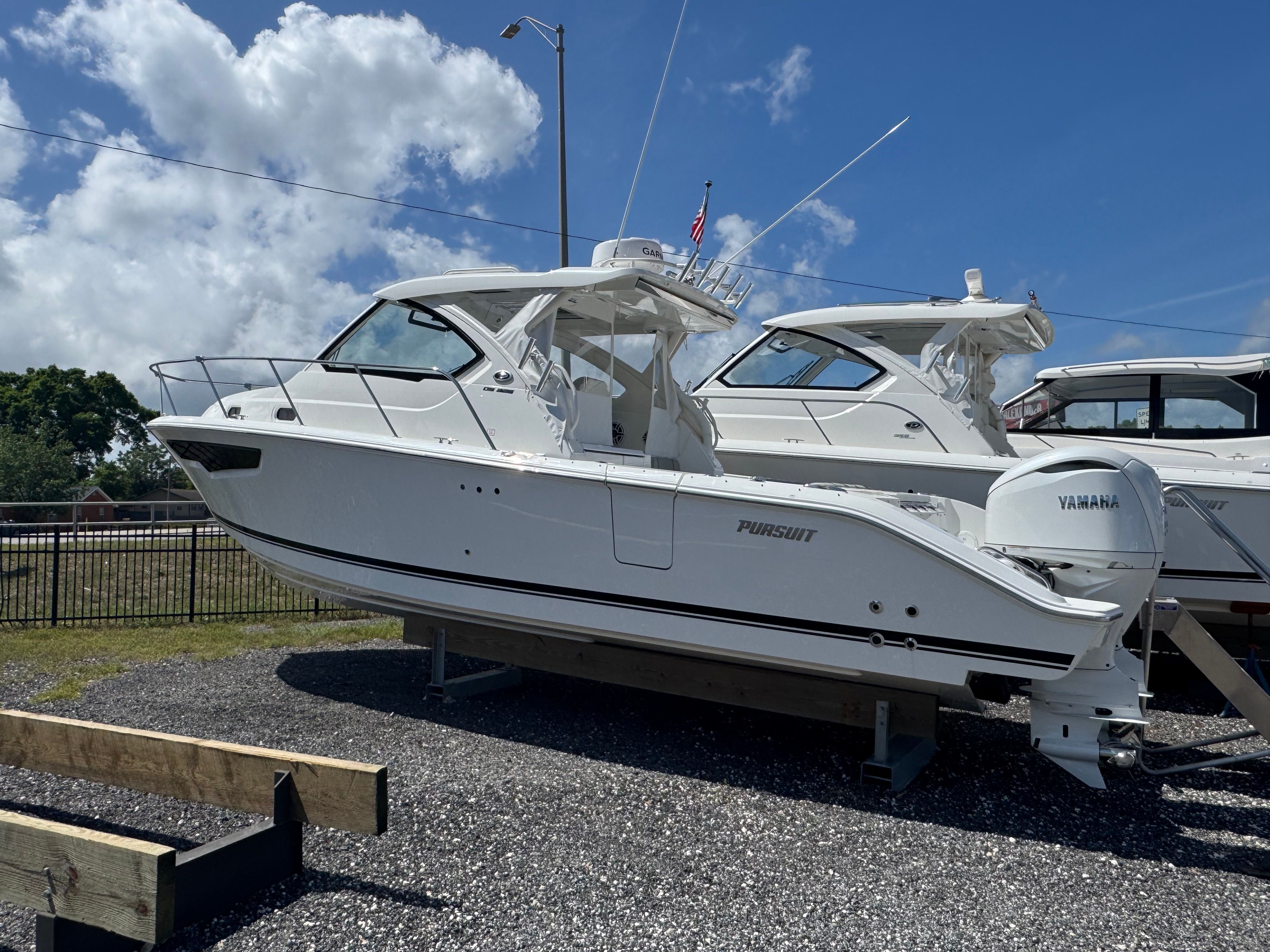 2026 Pursuit OS 325 Offshore