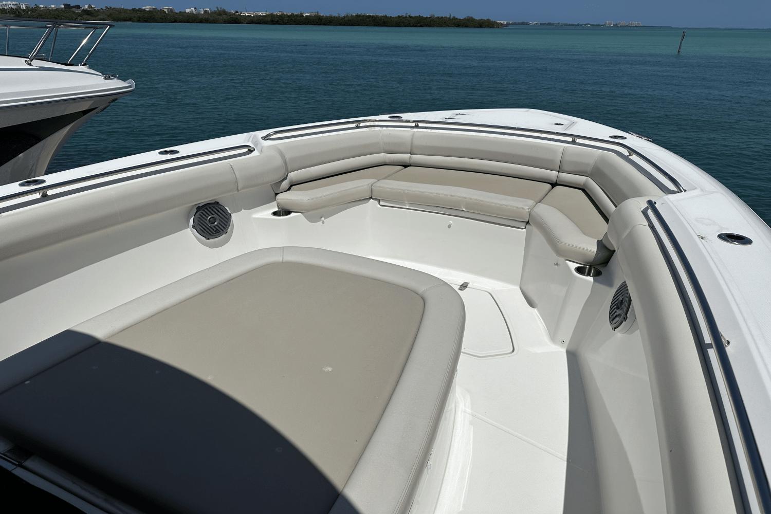2018 Boston Whaler 330 Outrage - 23