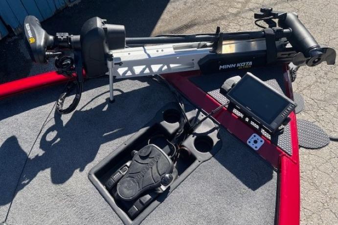 2025 Tracker Savage 215 boat with Minn Kota trolling motor and control panel.