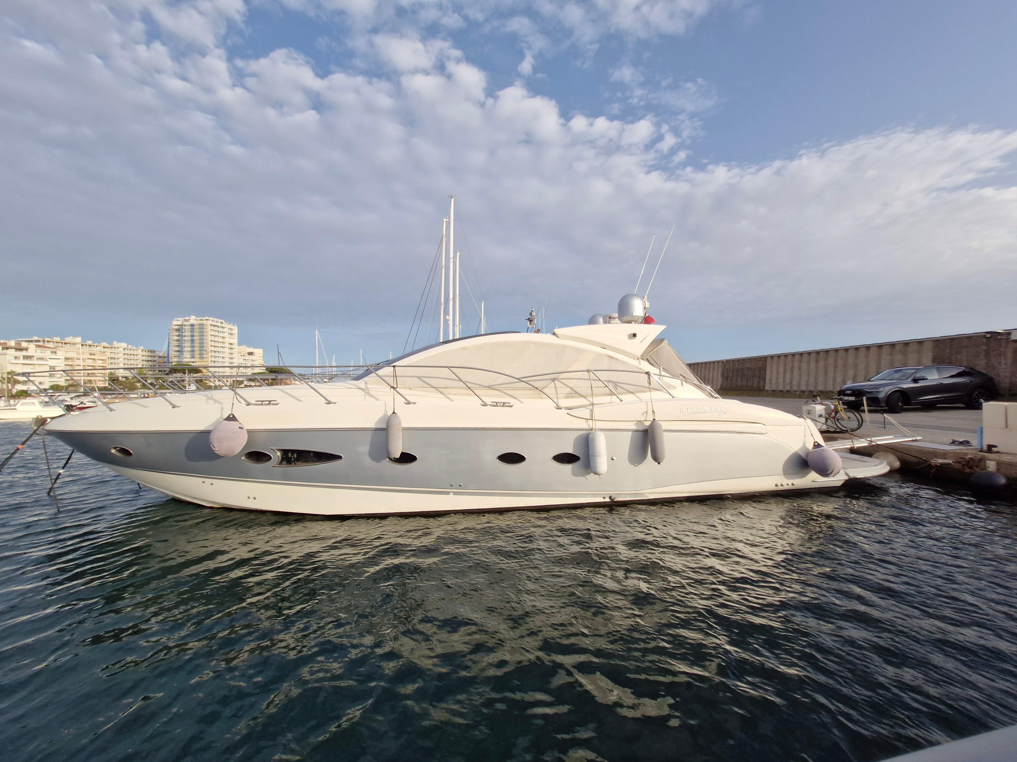 2008 Azimut Atlantis 50