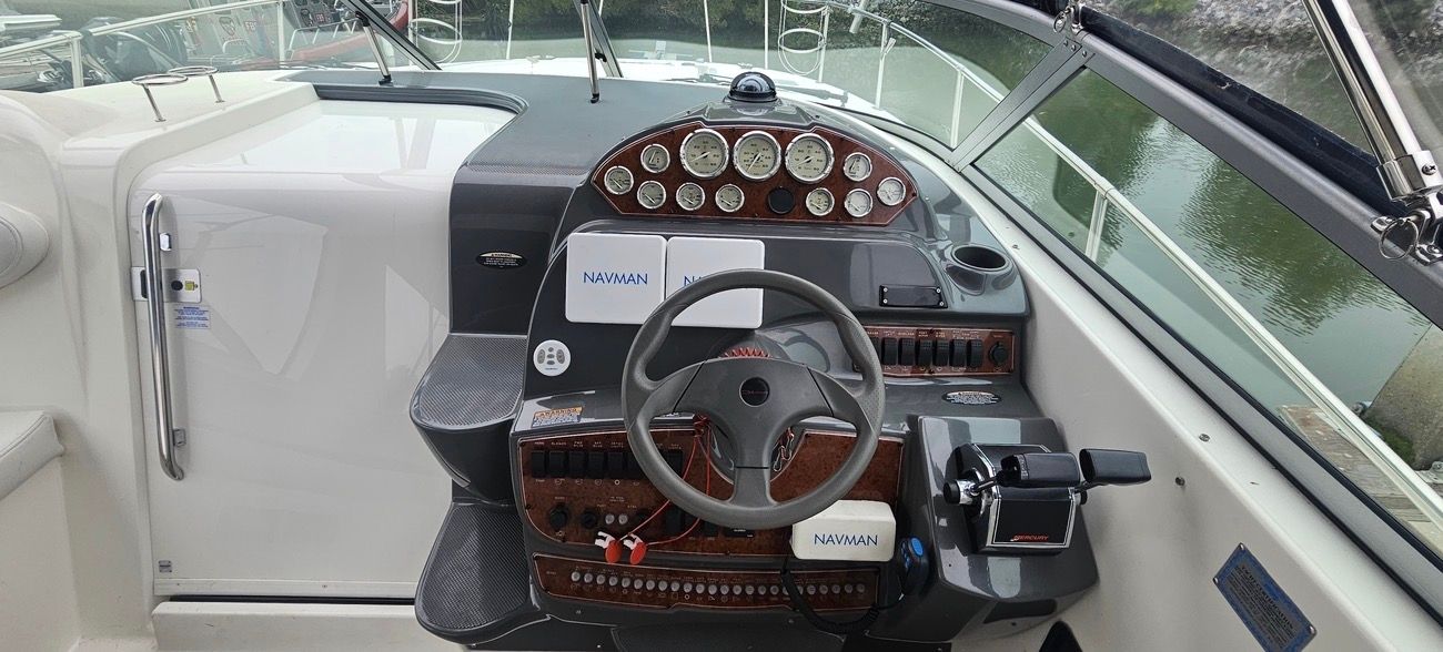 2005 Bayliner 325 - 9
