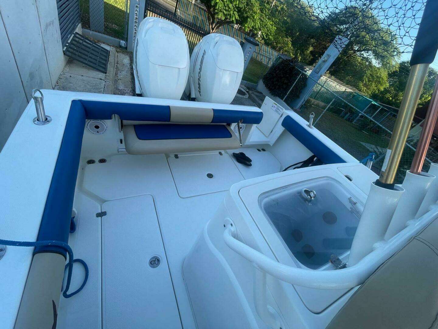 2016 Mako 284 Center Console - Image 13