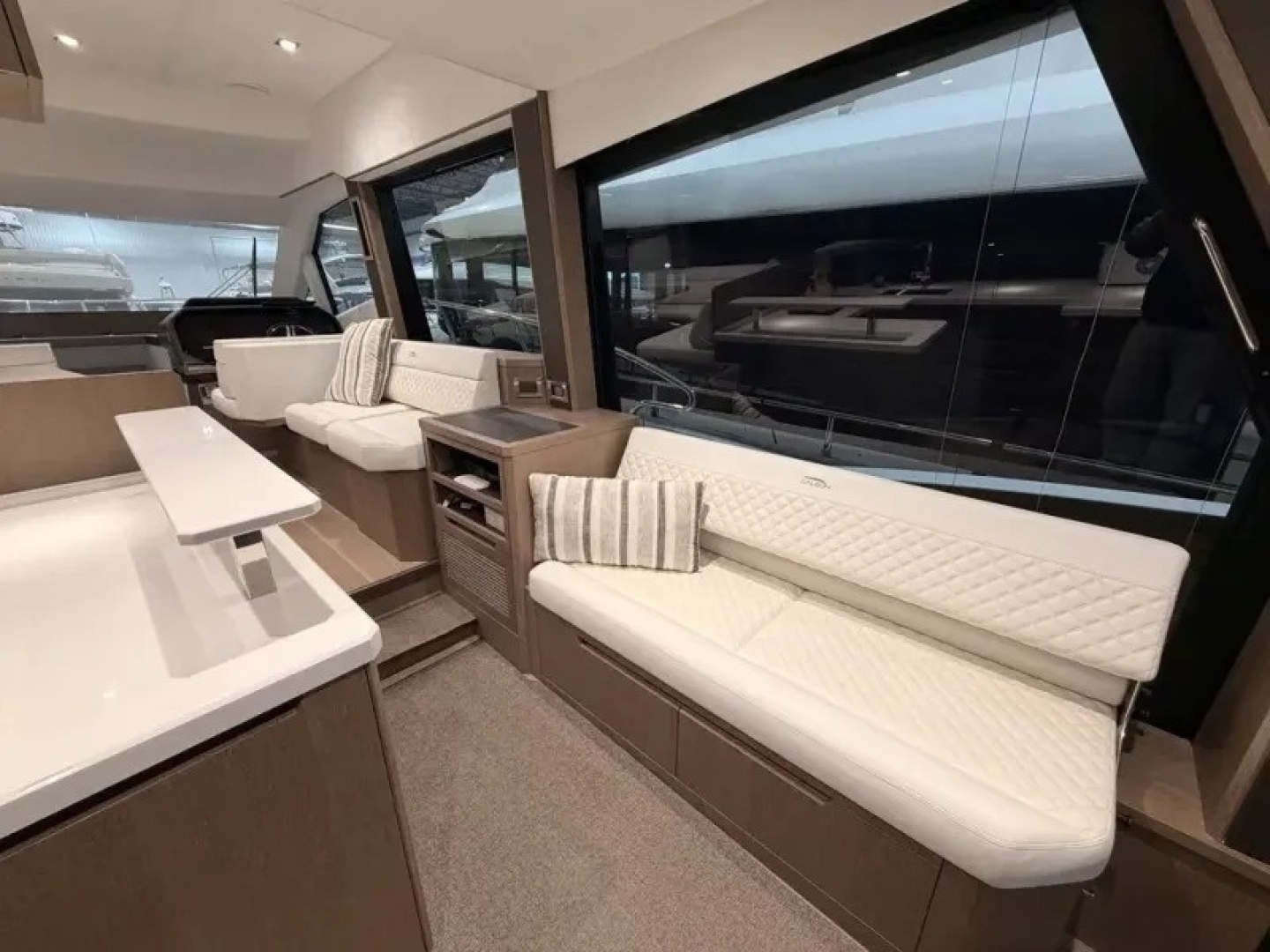 2023 Galeon 500 FLY - Image 11