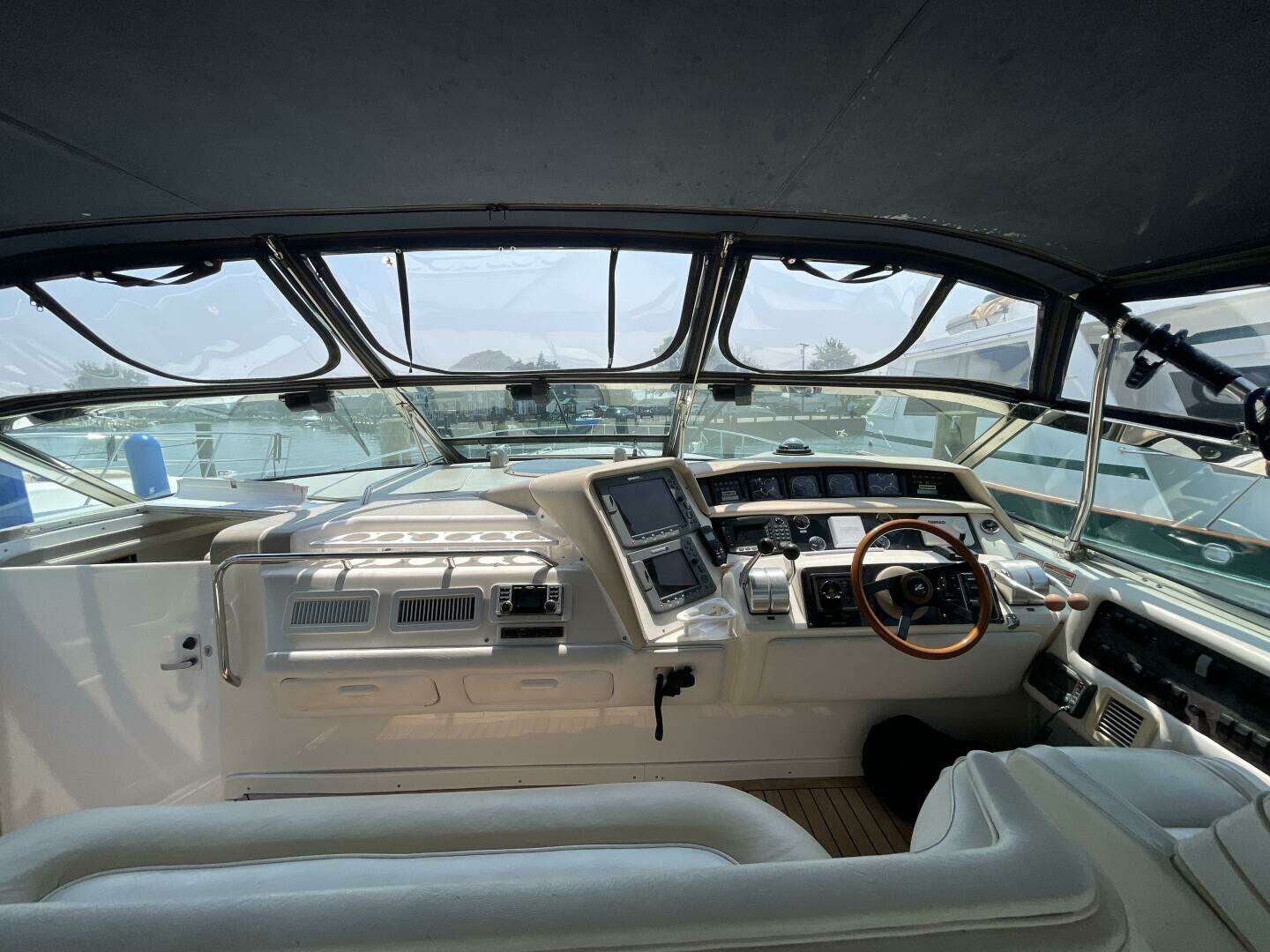 1998 Sea Ray 630 Super Sun Sport - Image 39