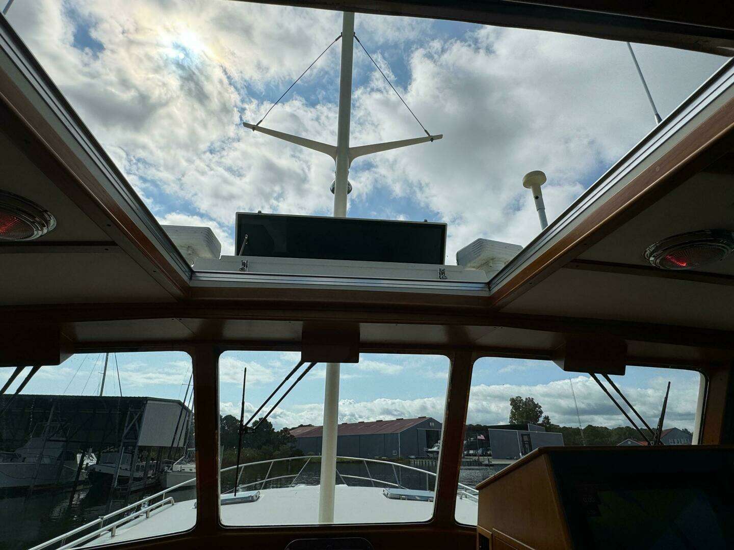 2003 Dettling Express Cruiser 51 - Image 29