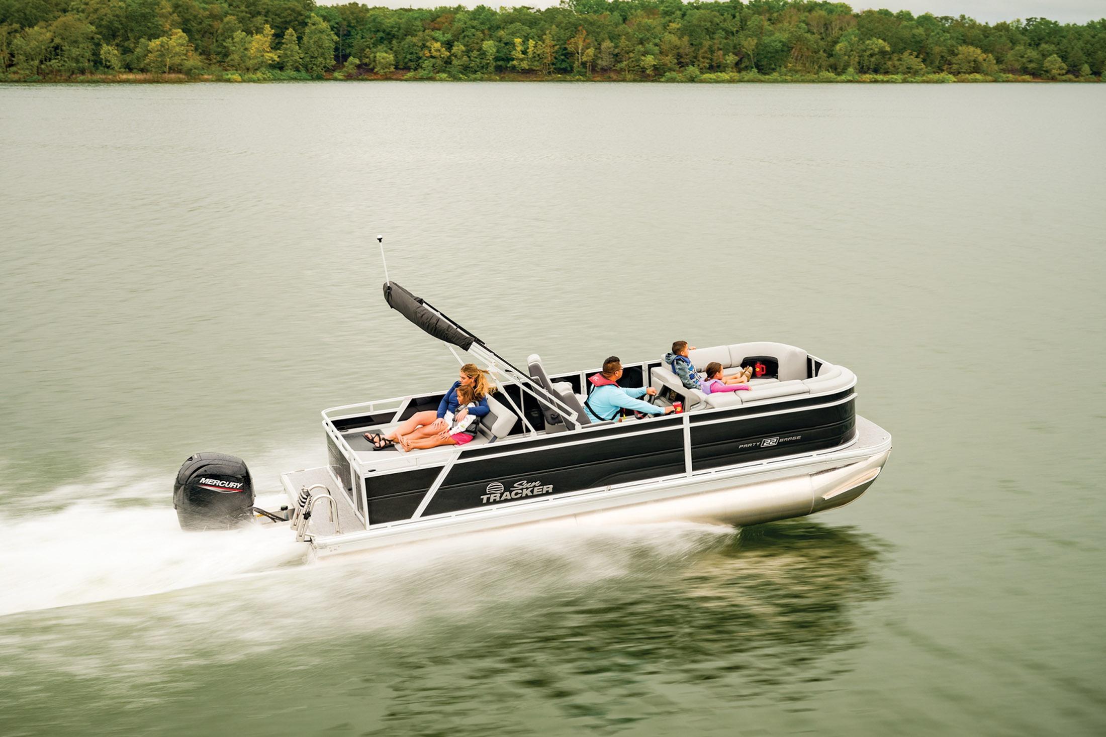 2026 Sun Tracker Party Barge 22 RF DLX - 75