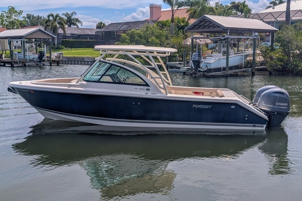 2015 Pursuit DC 265 Dual Console