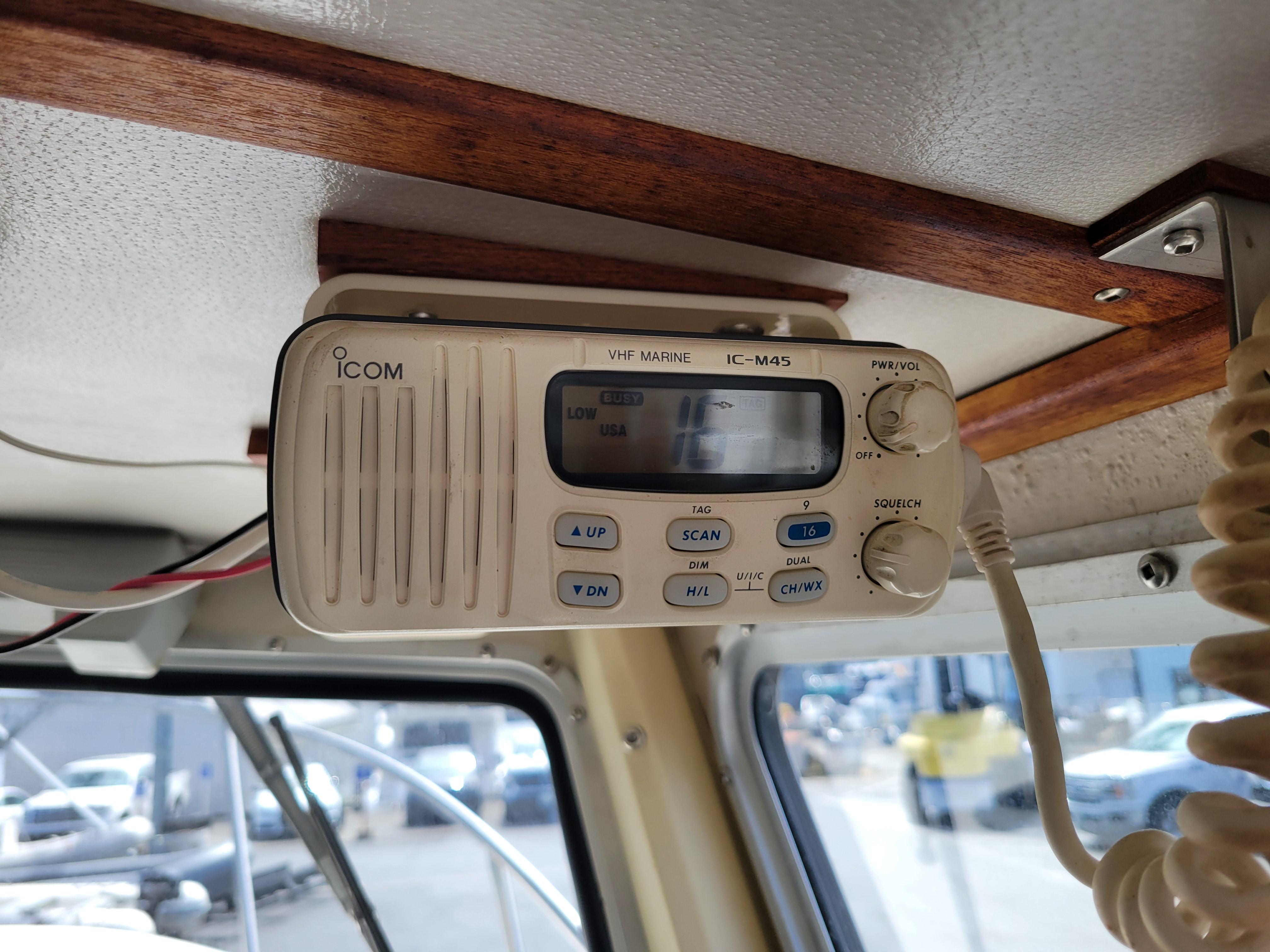 VHF marine radio in 1999 SeaSport 2400 XL Limited boat cabin.