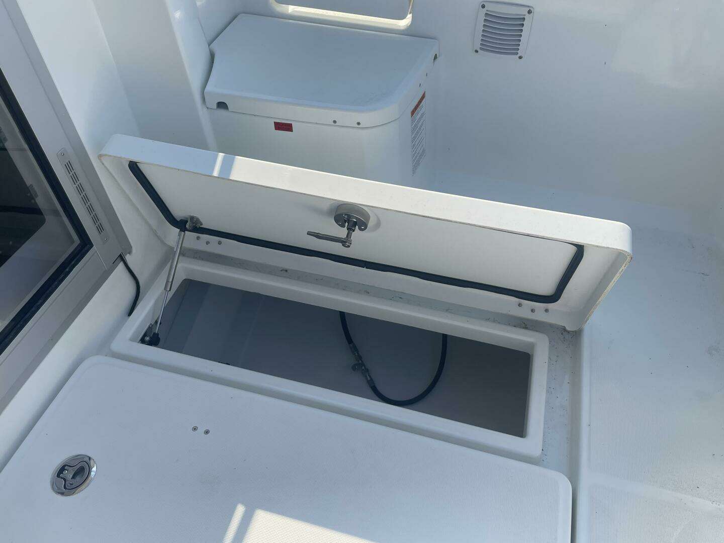 2022 Jeanneau NC 795 S2 - Image 22