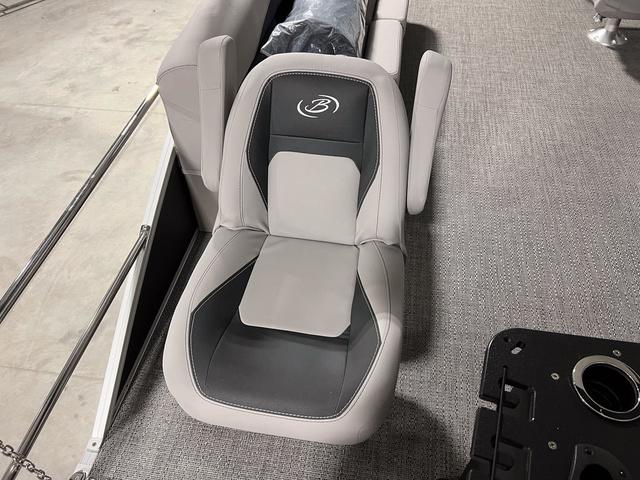 2025 BARLETTA BOATS Aria A22CC - 5