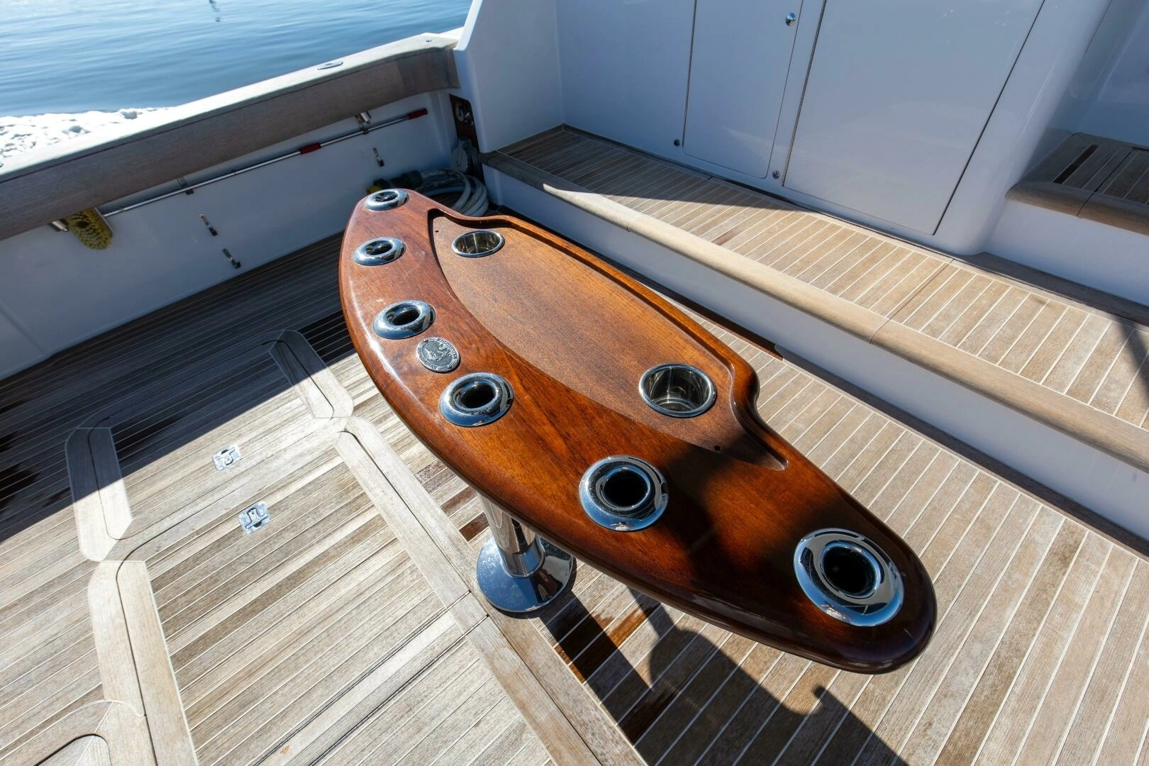 2001 Viking 65 Enclosed Bridge - Image 34