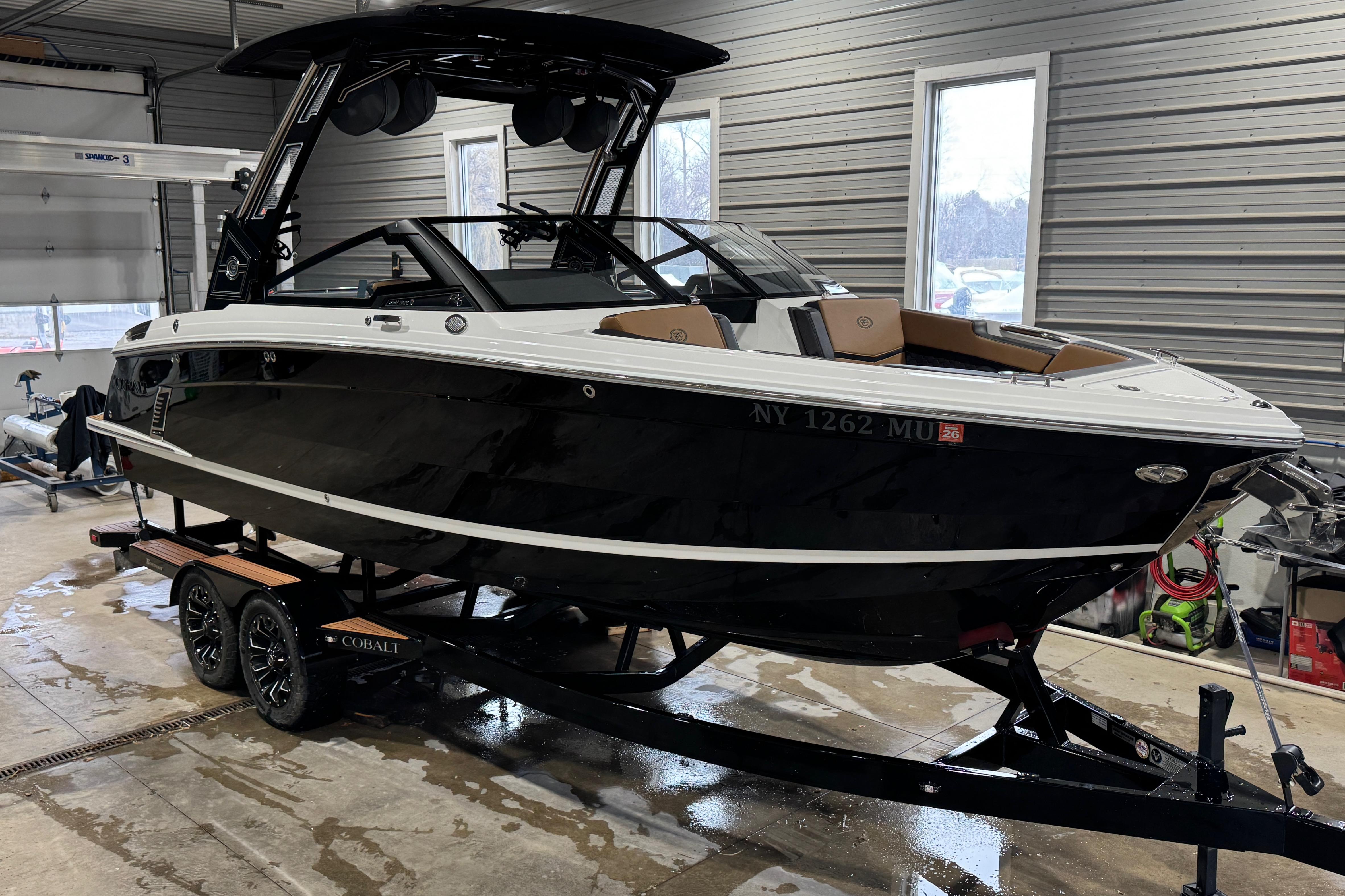 2023 Cobalt R6 Surf