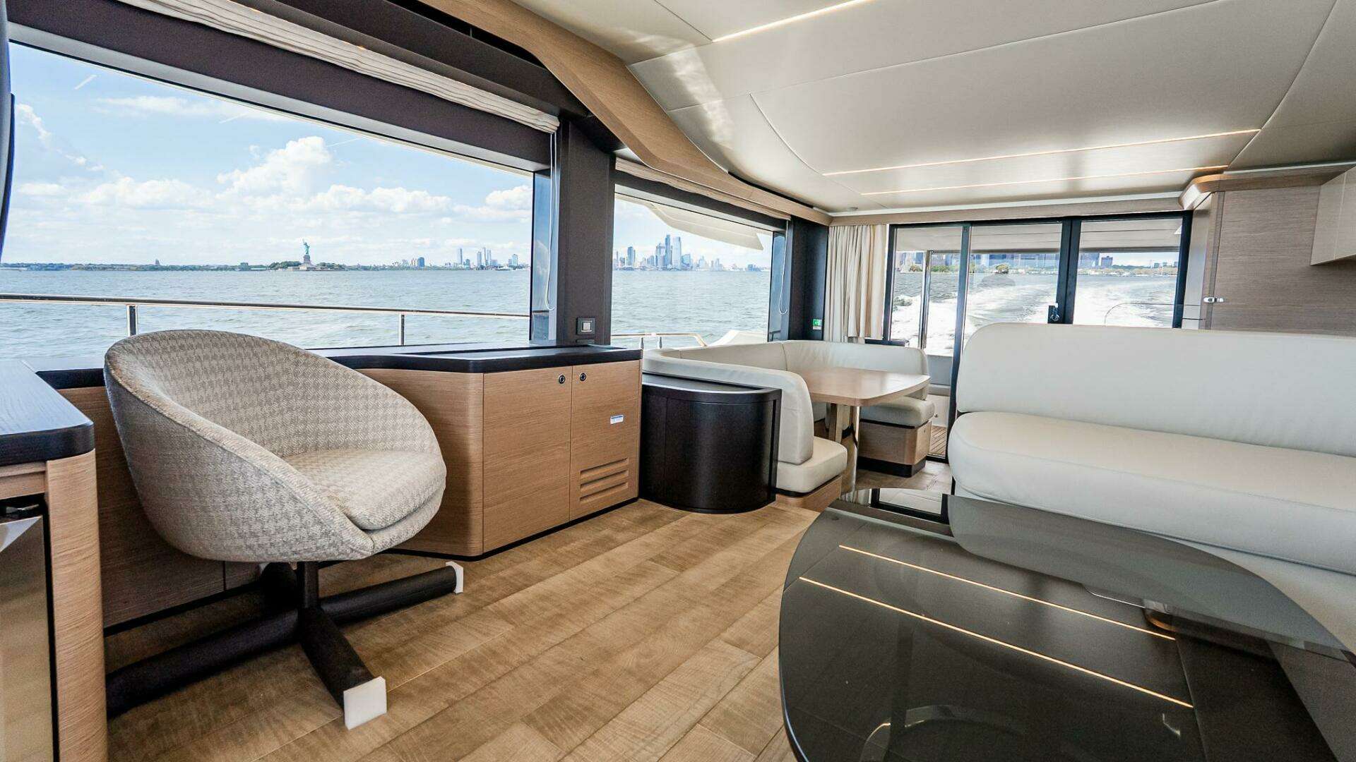 2026 Absolute Navetta 58 - Image 20