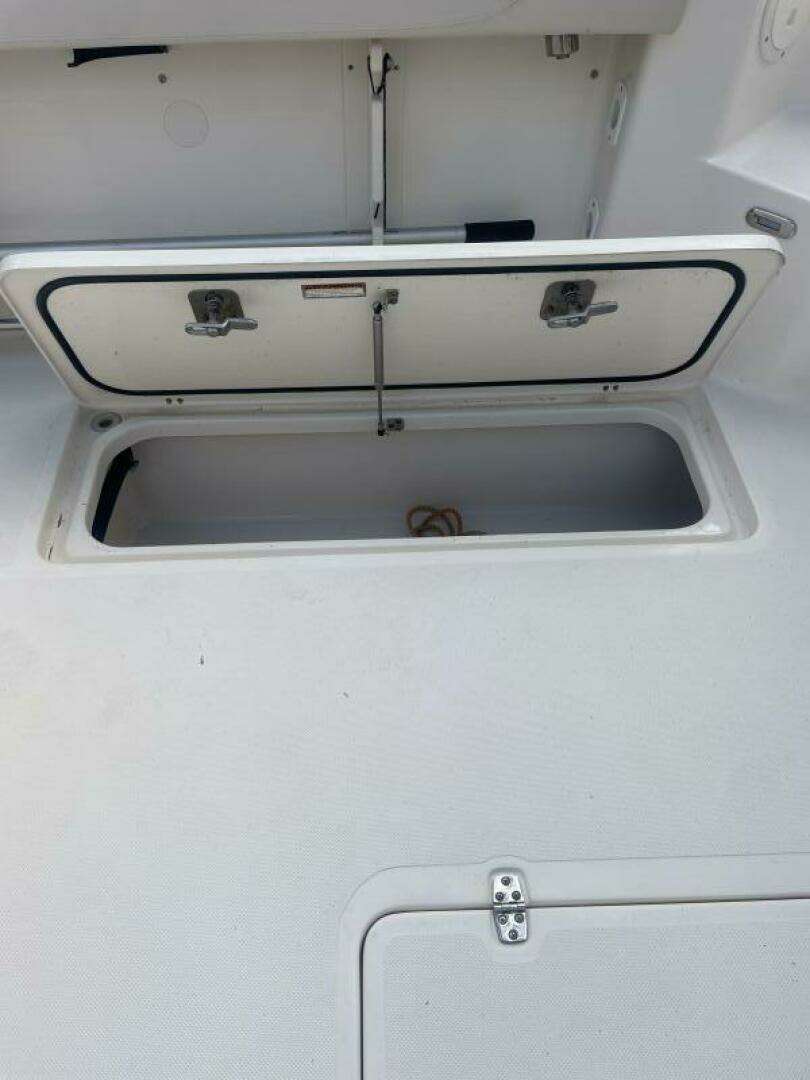 2014 Pursuit OS 315 - Image 17