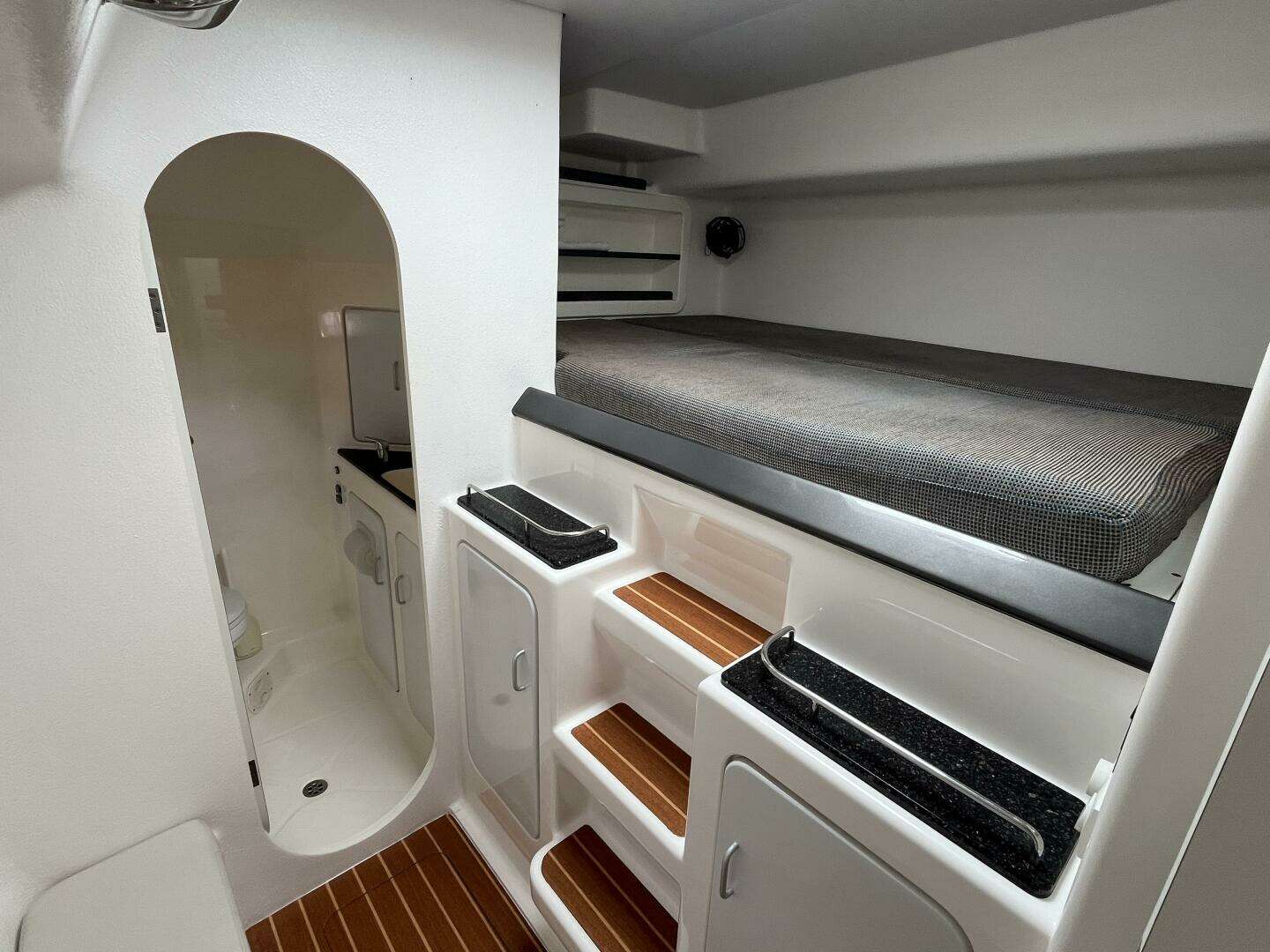 2013 Voyage Yachts 520 - Image 54