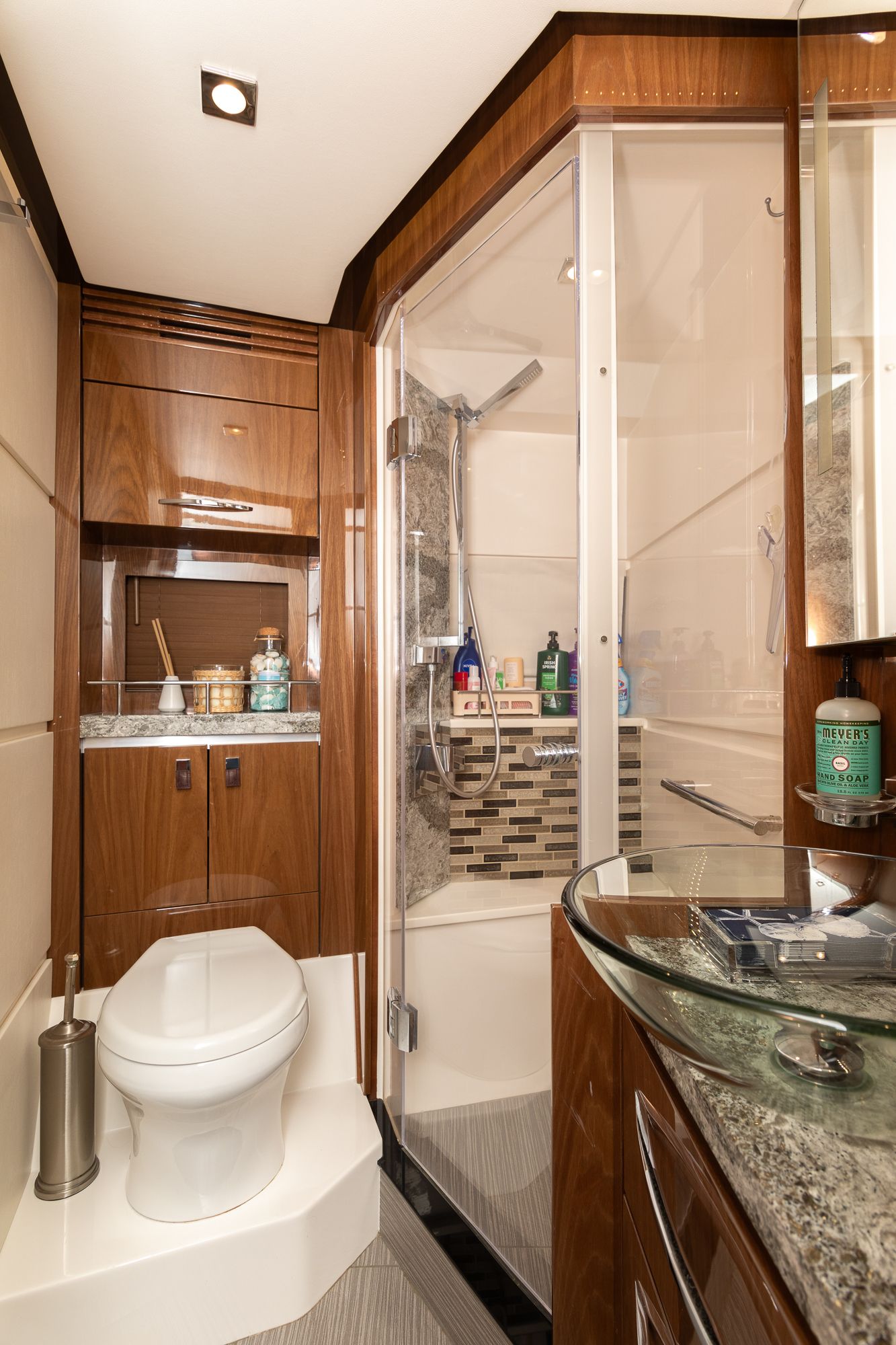 2018 Sea Ray L 650 FLY - 45