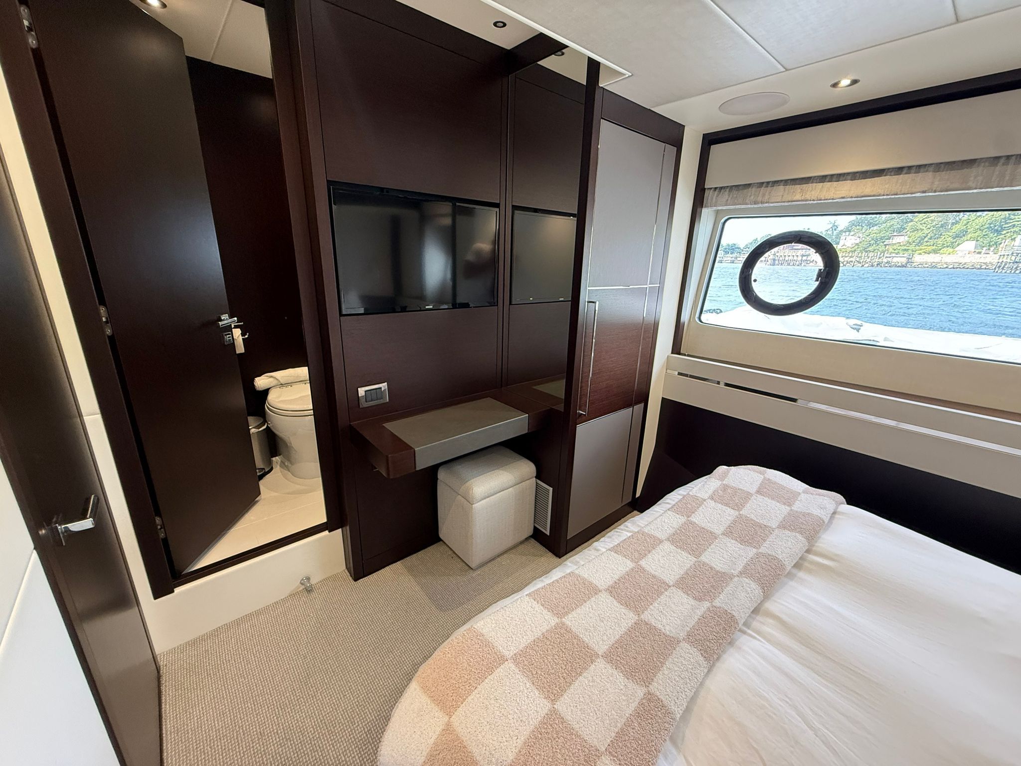 2021 Sunseeker 76 Yacht - 18